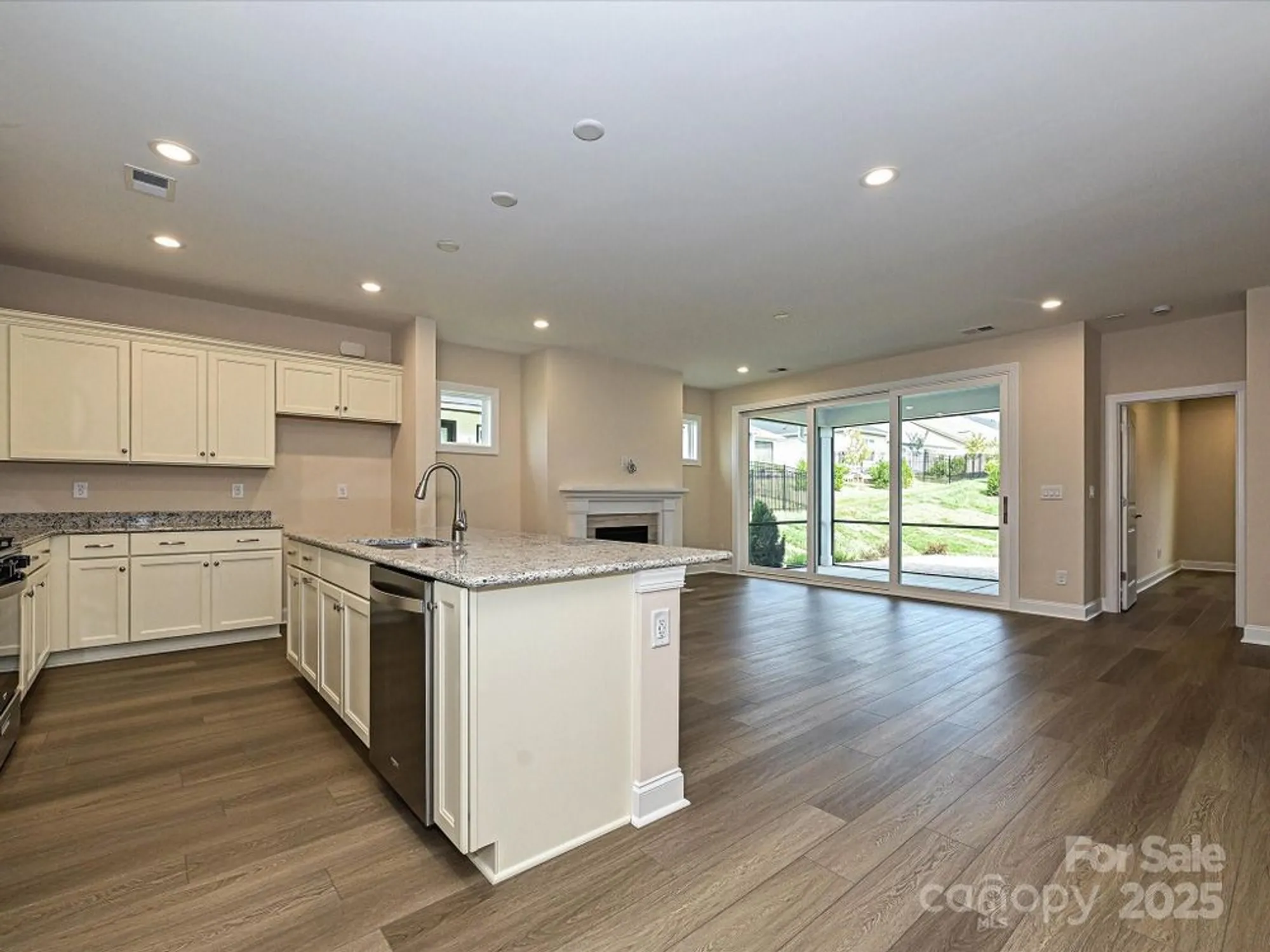 Property Slideshow image 10 of 45 | 118 stowaway dr 1219, Denver, NC, 28037