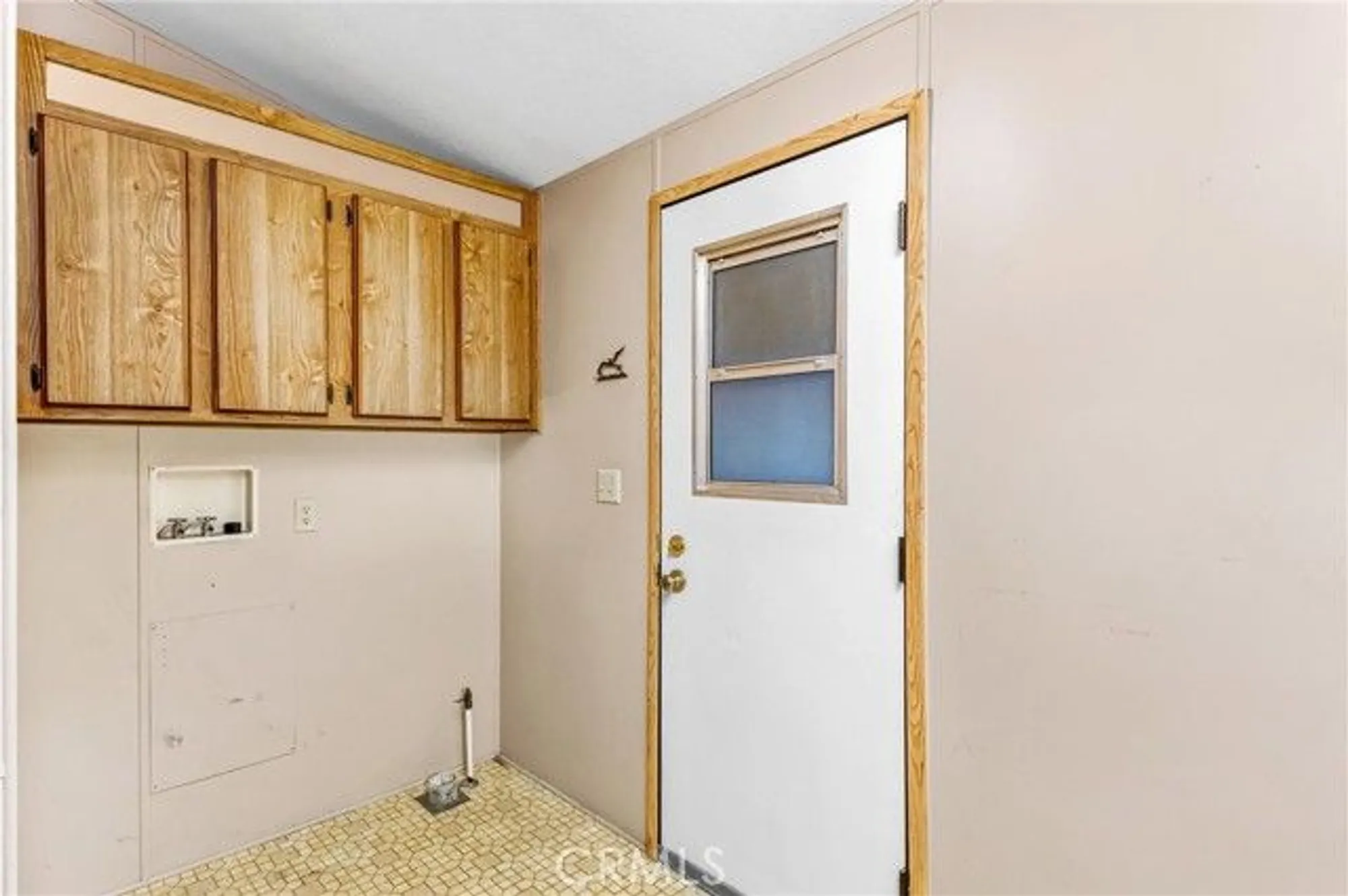 Property Slideshow image 14 of 32 | 10811 bel air dr, Cherry Valley, CA, 92223