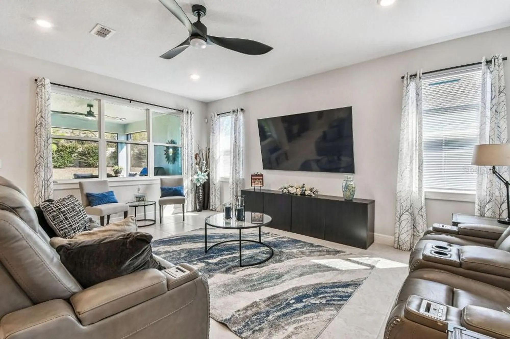 Property Slideshow image 15 of 49 | 20057 sea glass cir, Land O Lakes, FL, 34638