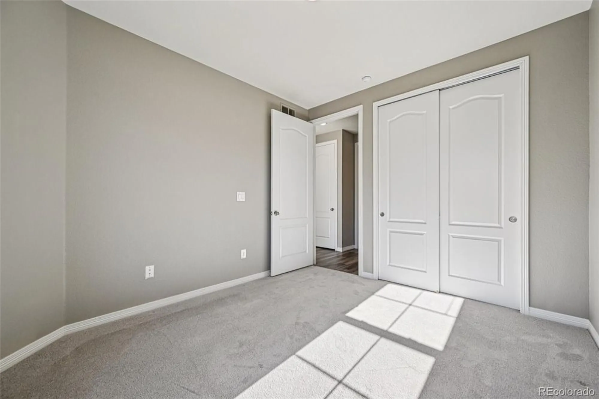 Property Slideshow image 22 of 50 | 7834 plateau creek ln, Littleton, CO, 80125