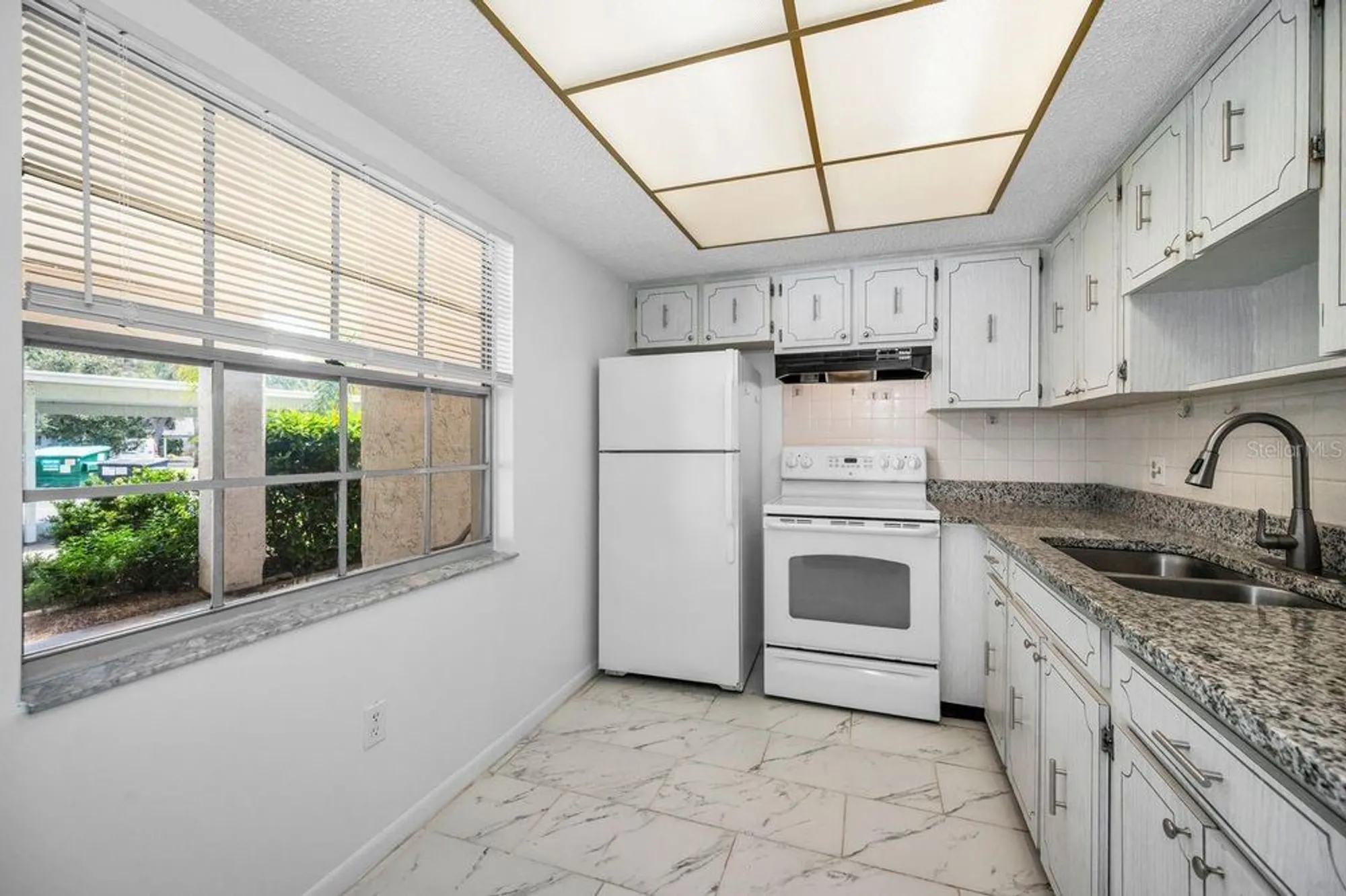 Property Slideshow image 6 of 46 | 860 virginia st 105, Dunedin, FL, 34698