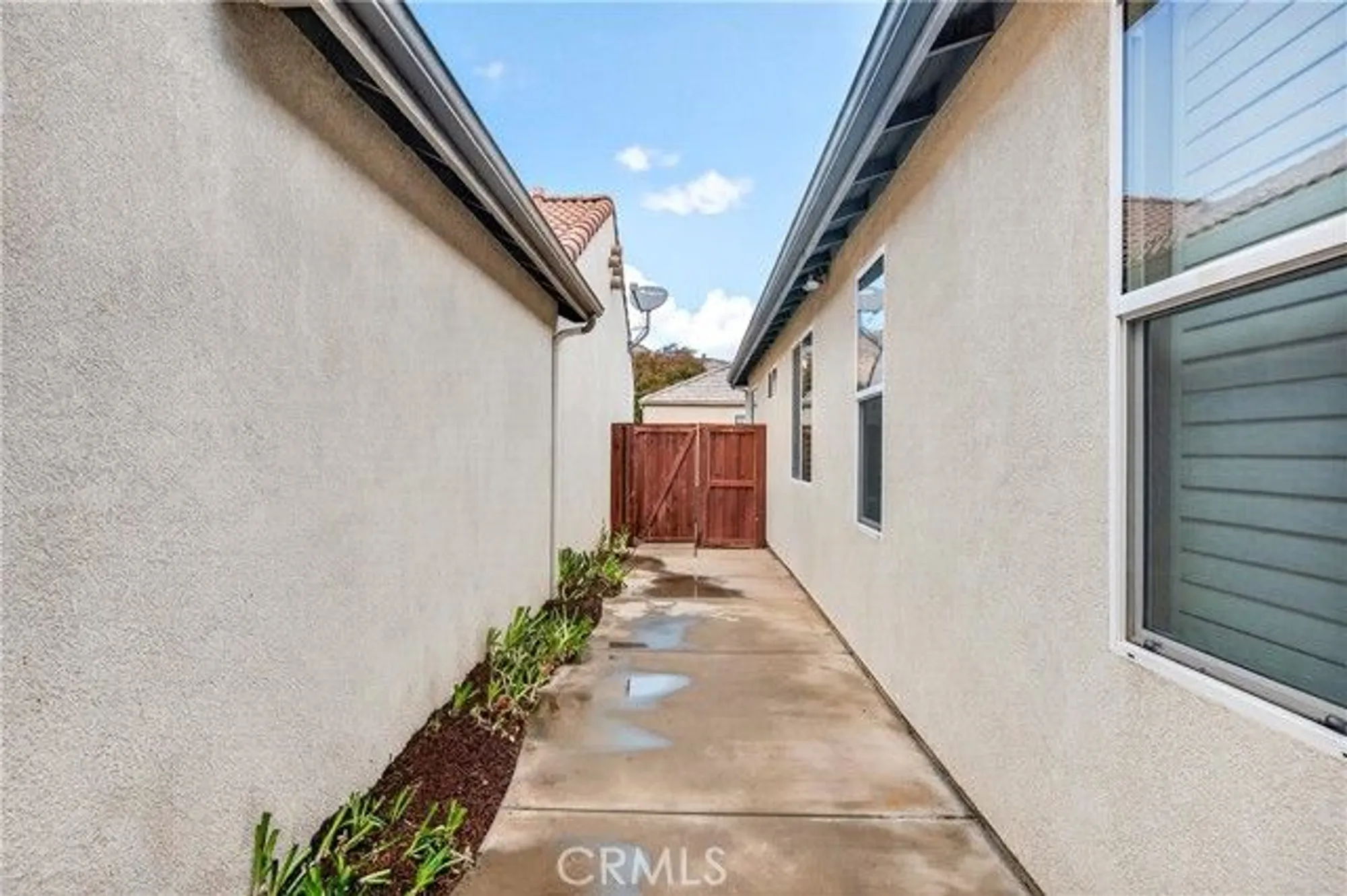 Property Slideshow image 41 of 61 | 215 firestone ln, Hemet, CA, 92545