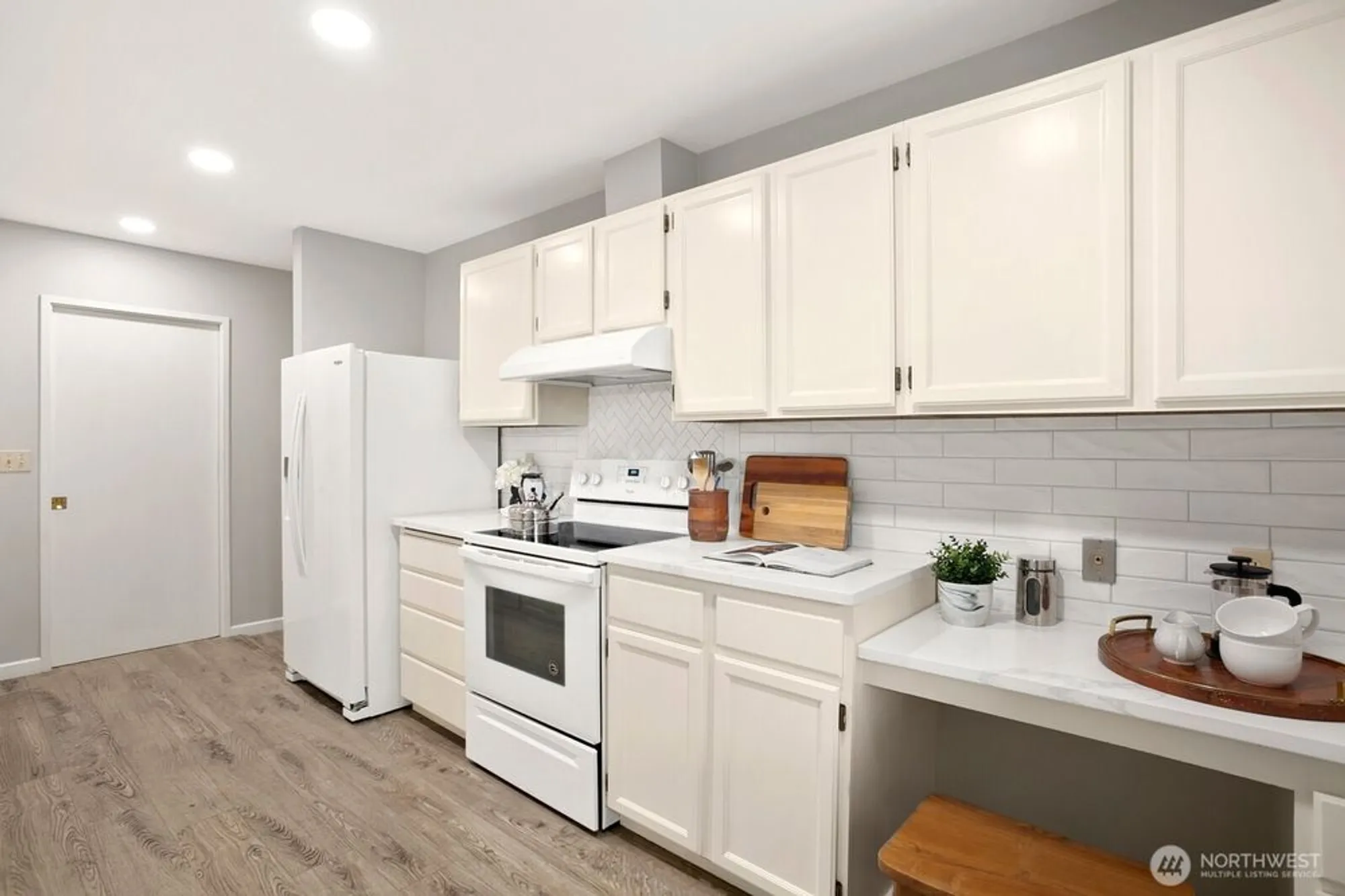 Property Slideshow image 7 of 27 | 4084 220th pl se # 1038, Issaquah, WA, 98029