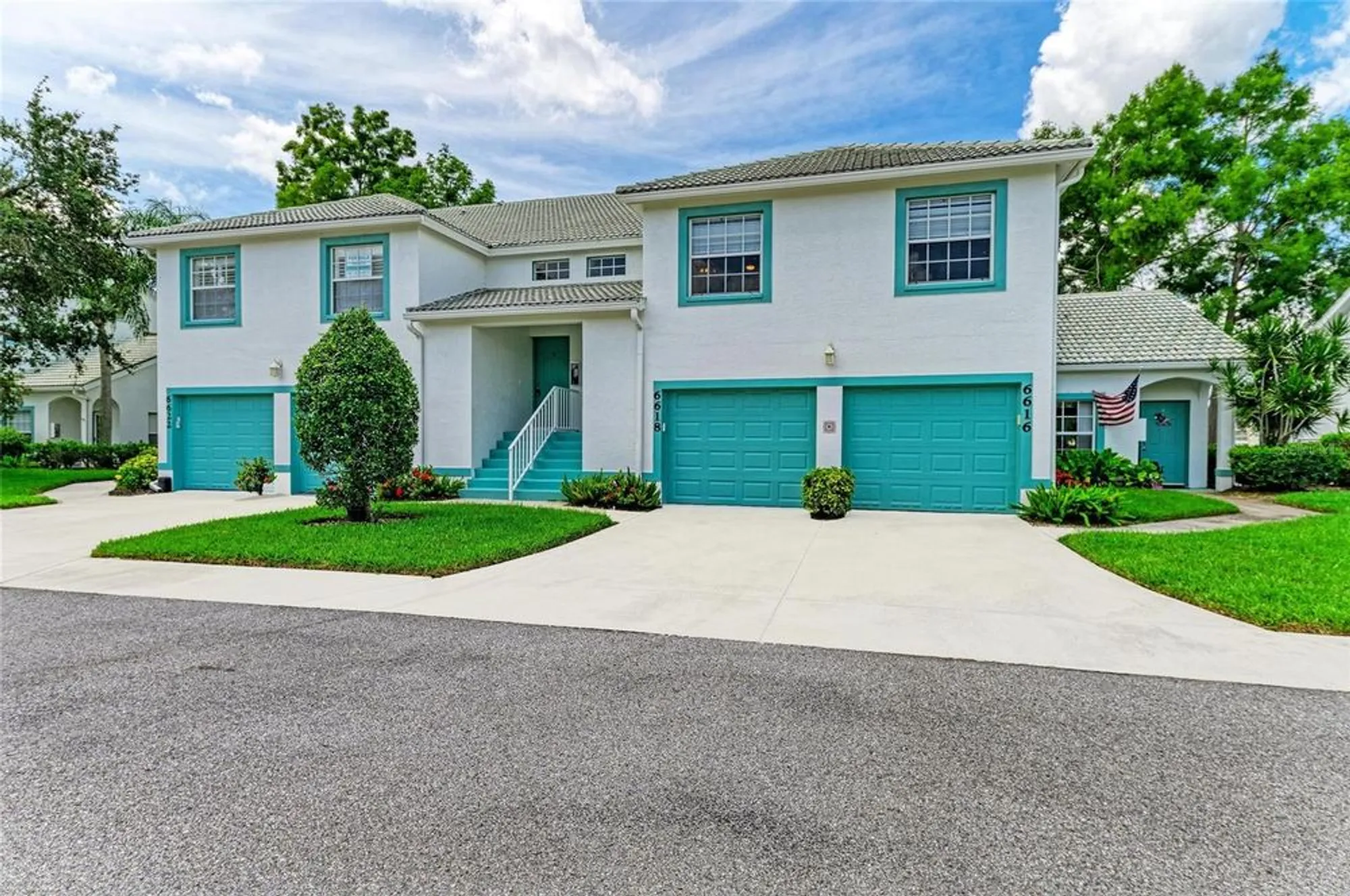 Property Slideshow image 2 of 51 | 6618 pineview ter # 6618, Bradenton, FL, 34203
