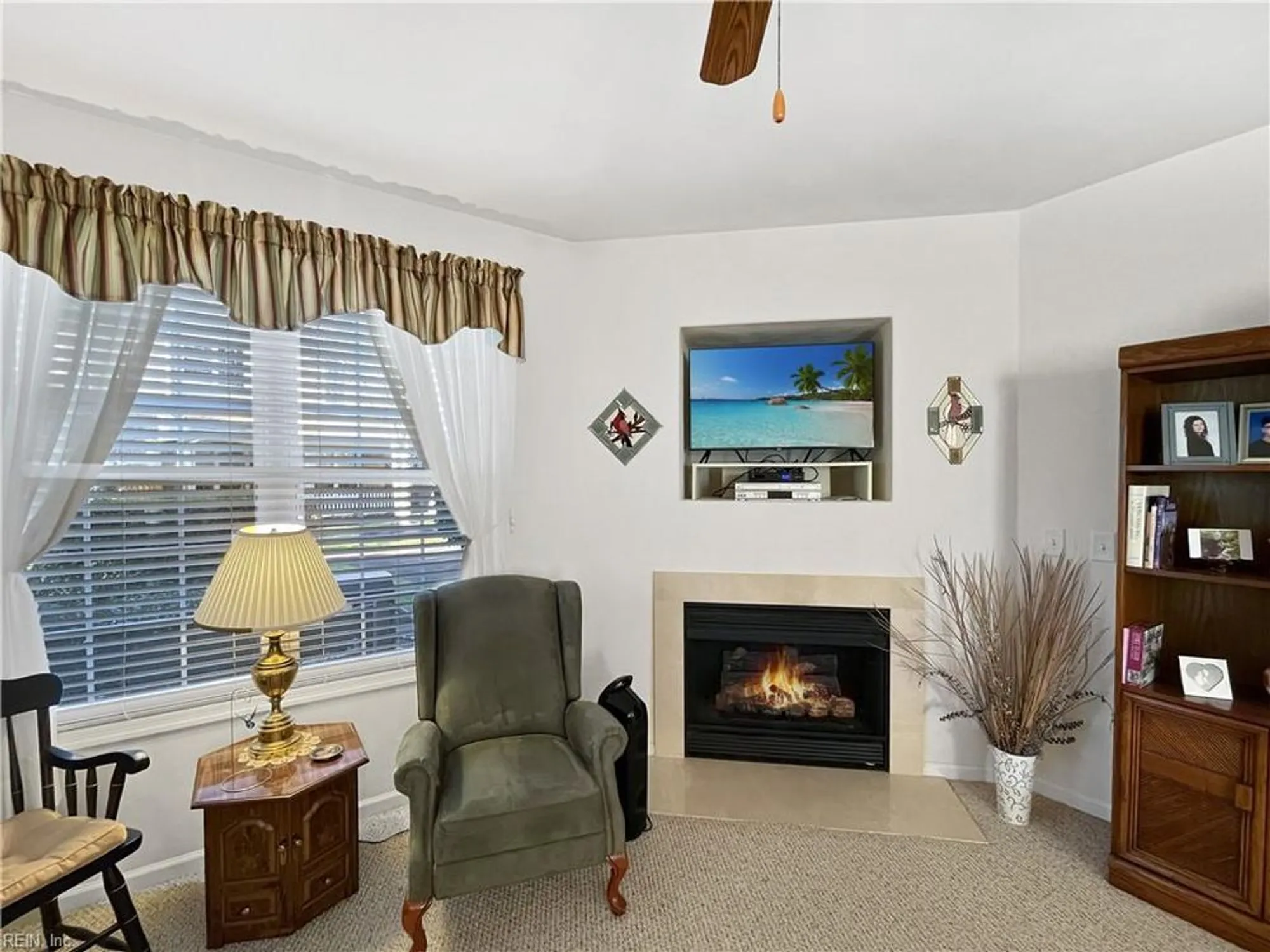 Property Slideshow image 8 of 25 | 2709 browning dr, Virginia Beach, VA, 23456