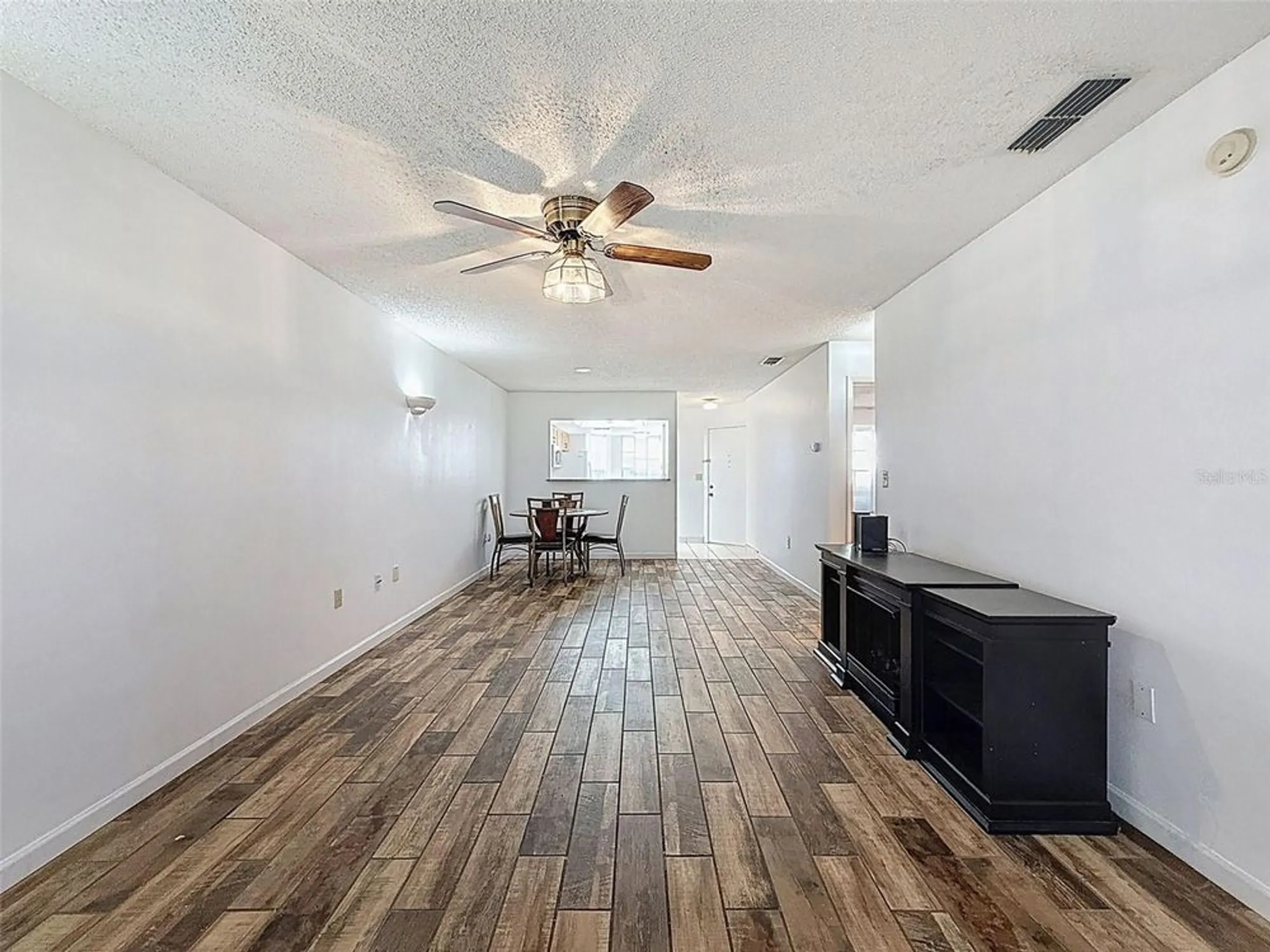 Property Slideshow image 30 of 74 | 11403 versailles ln, Port Richey, FL, 34668