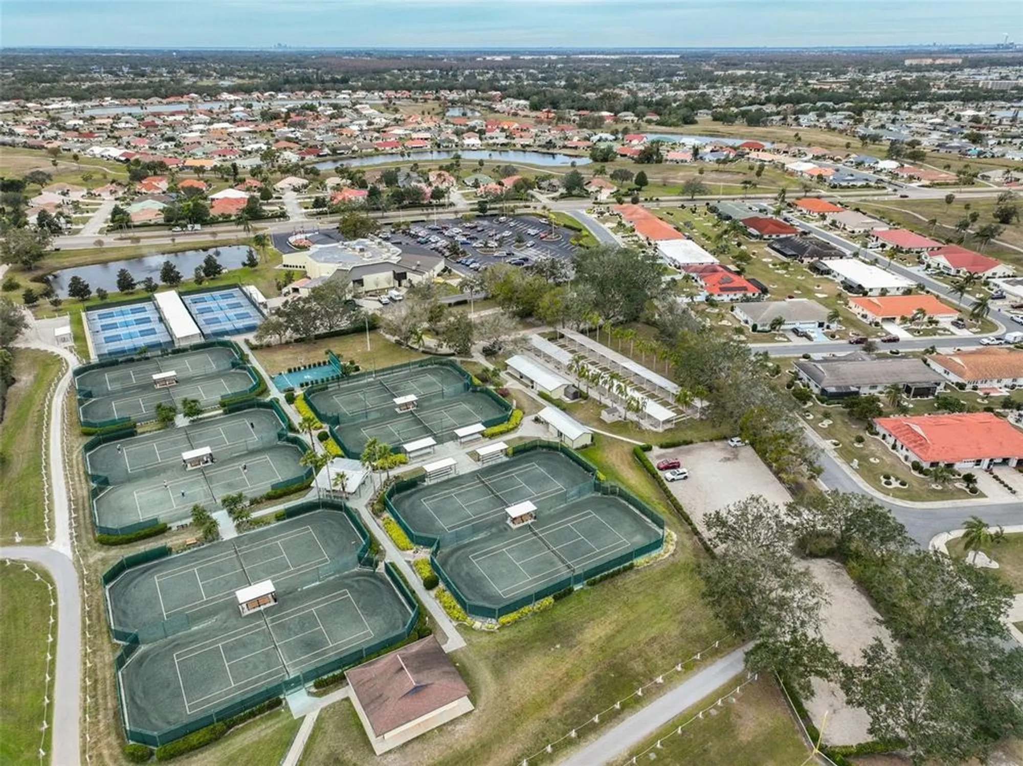 Property Slideshow image 52 of 63 | 1502 desert hills dr, Sun City Center, FL, 33573