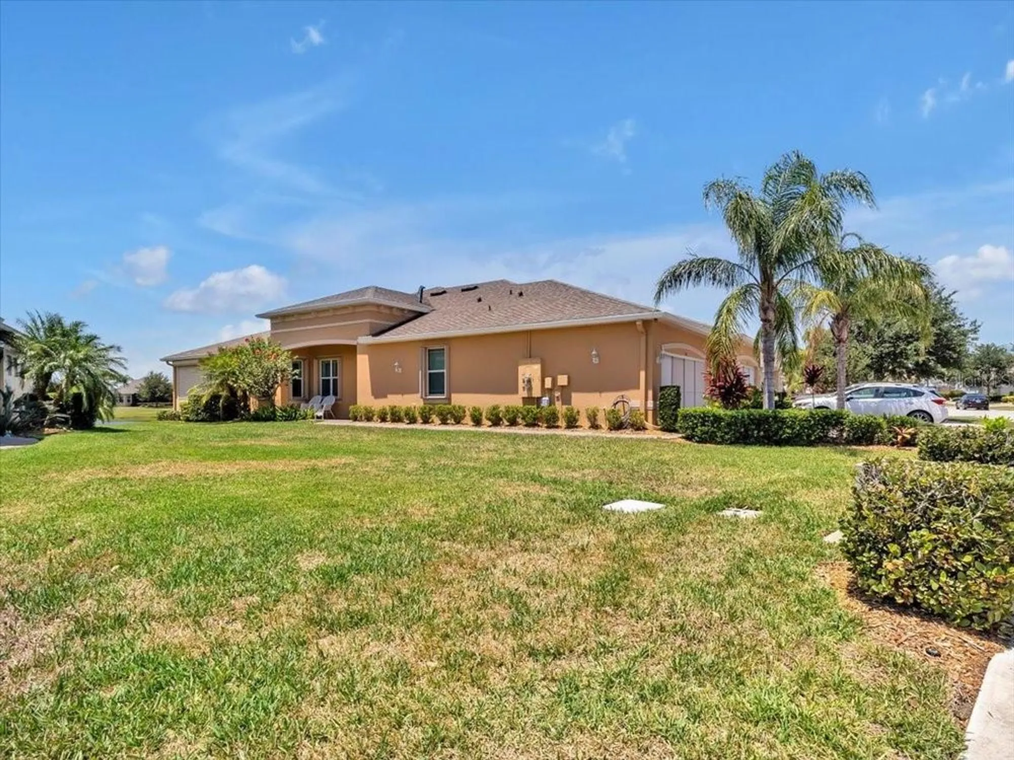 Property Slideshow image 1 of 52 | 635 chipper dr, Sun City Center, FL, 33573