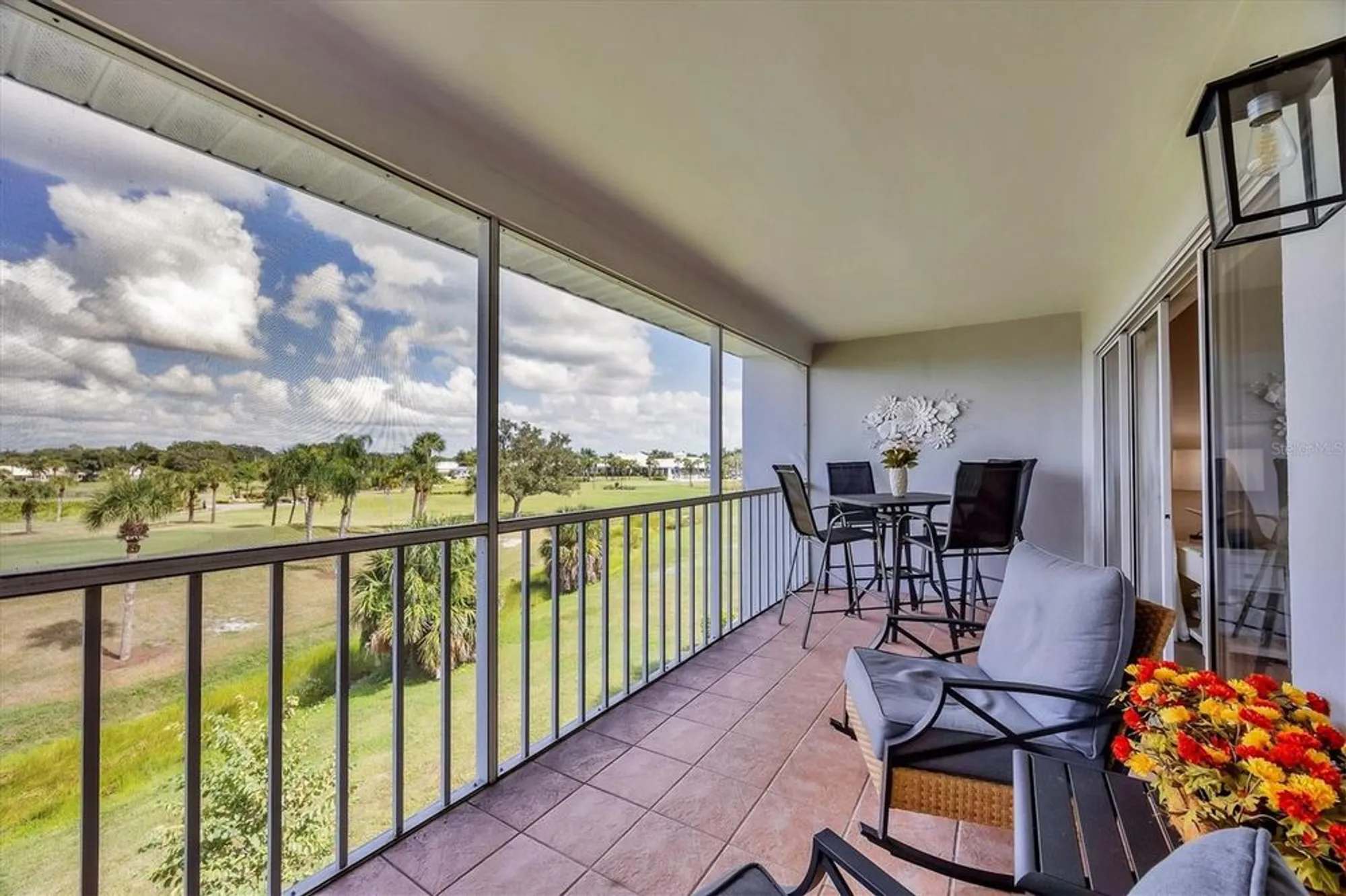 Property Slideshow image 31 of 61 | 408 cerromar cir 331, Venice, FL, 34293