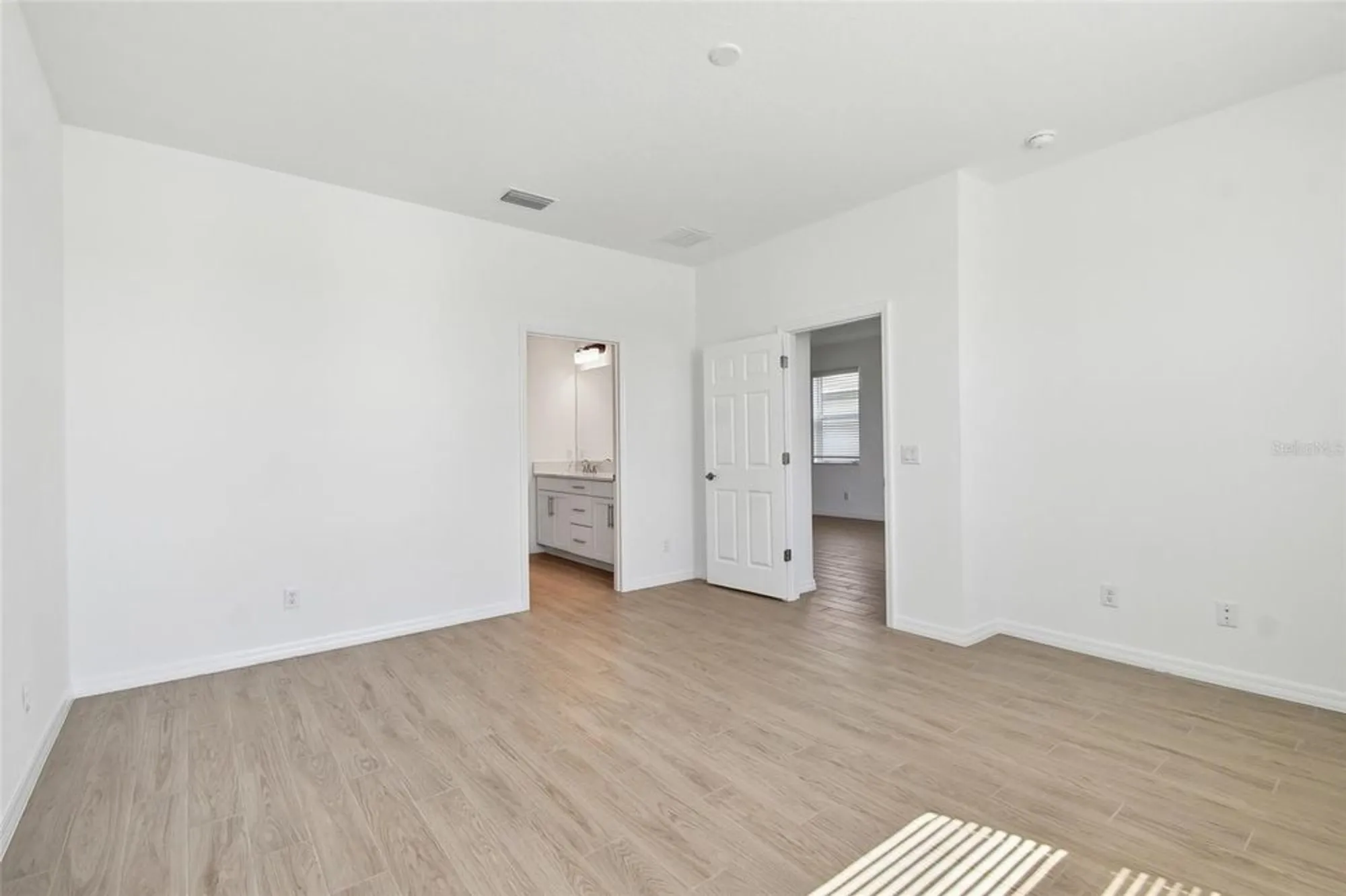 Property Slideshow image 17 of 44 | 18071 cherished loop, Lakewood Ranch, FL, 34211