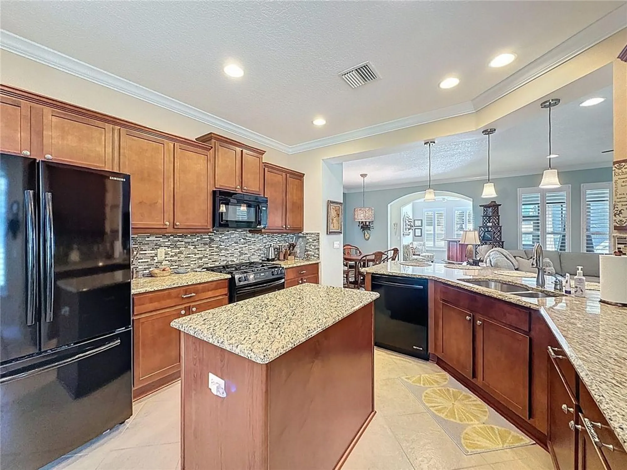 Property Slideshow image 20 of 43 | 404 silver maple rd, Groveland, FL, 34736