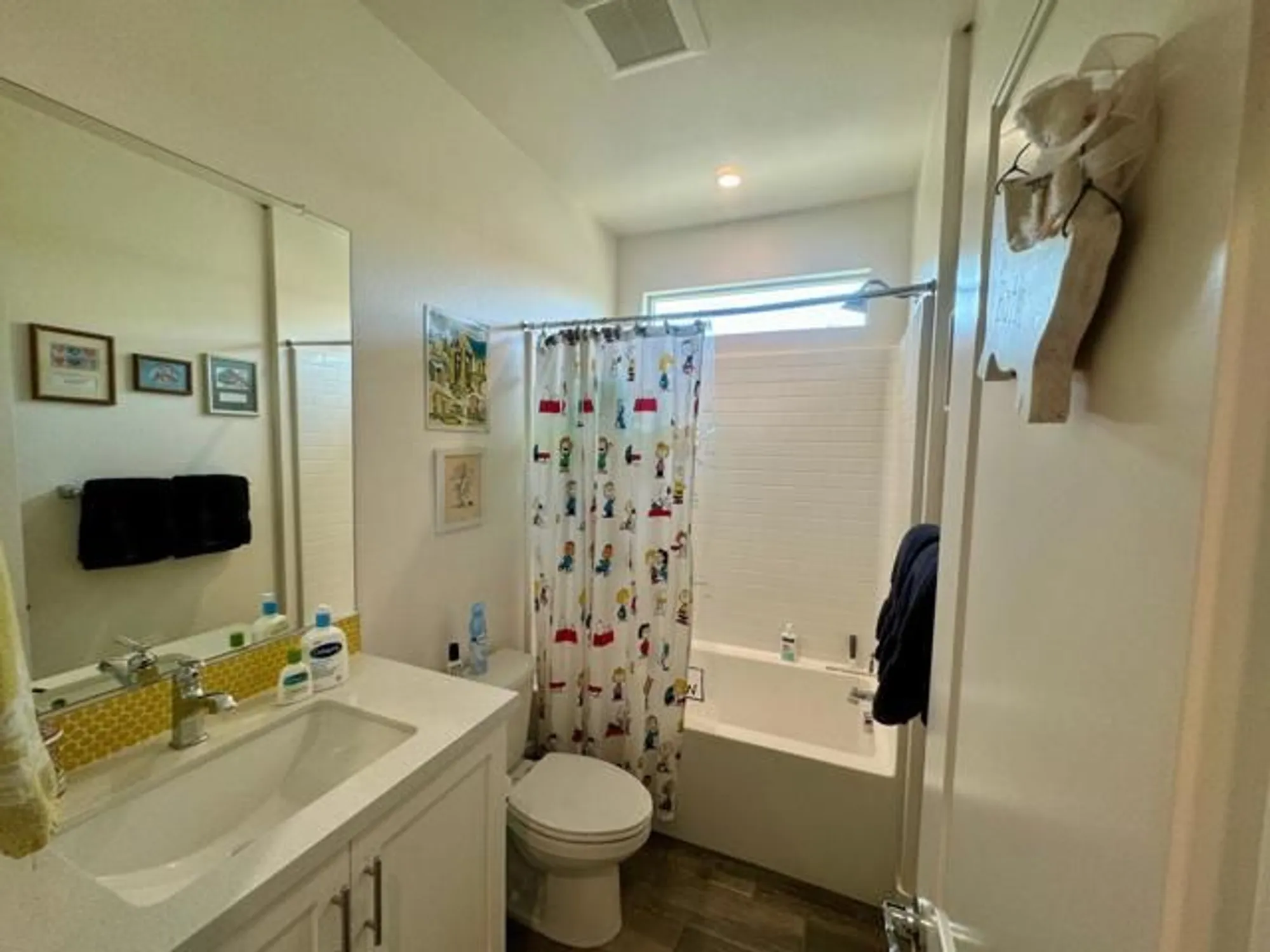 Property Slideshow image 6 of 43 | 82570 e mccarroll dr, Indio, CA, 92201