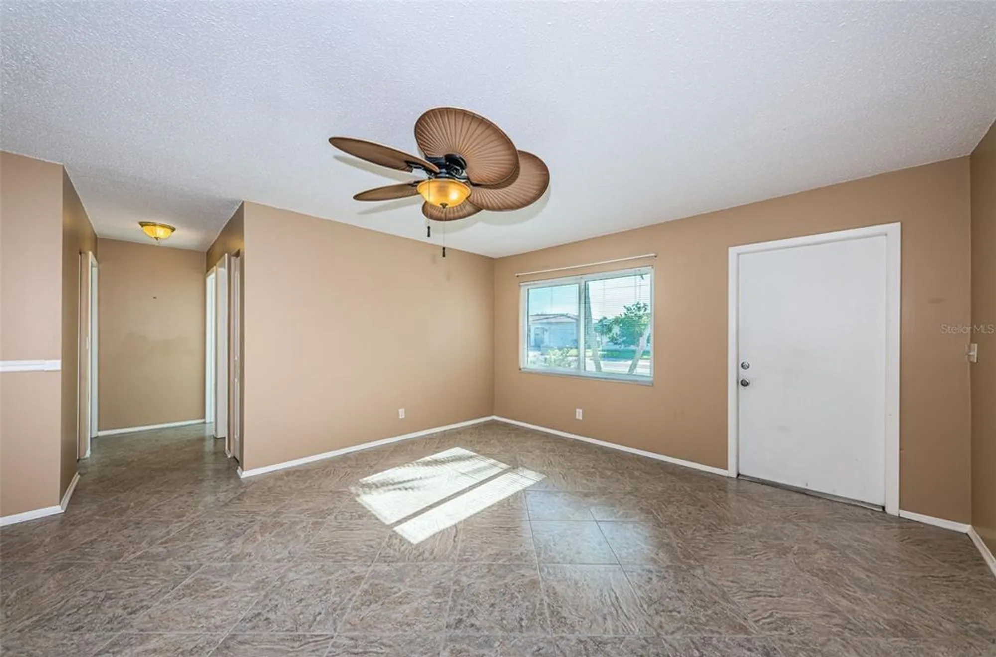 Property Slideshow image 6 of 62 | 3547 100th ter n, Pinellas Park, FL, 33782