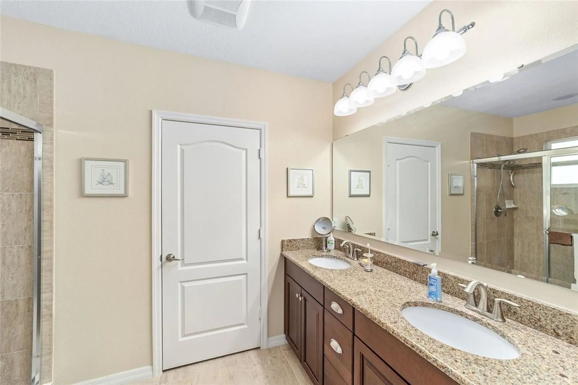 Property Slideshow image 25 of 58 | 26555 manassas dr, Leesburg, FL, 34748