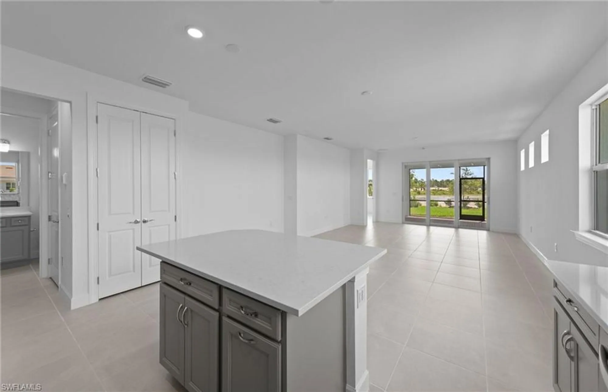 Property Slideshow image 7 of 29 | 12661 pyrite ct, Alva, FL, 33920