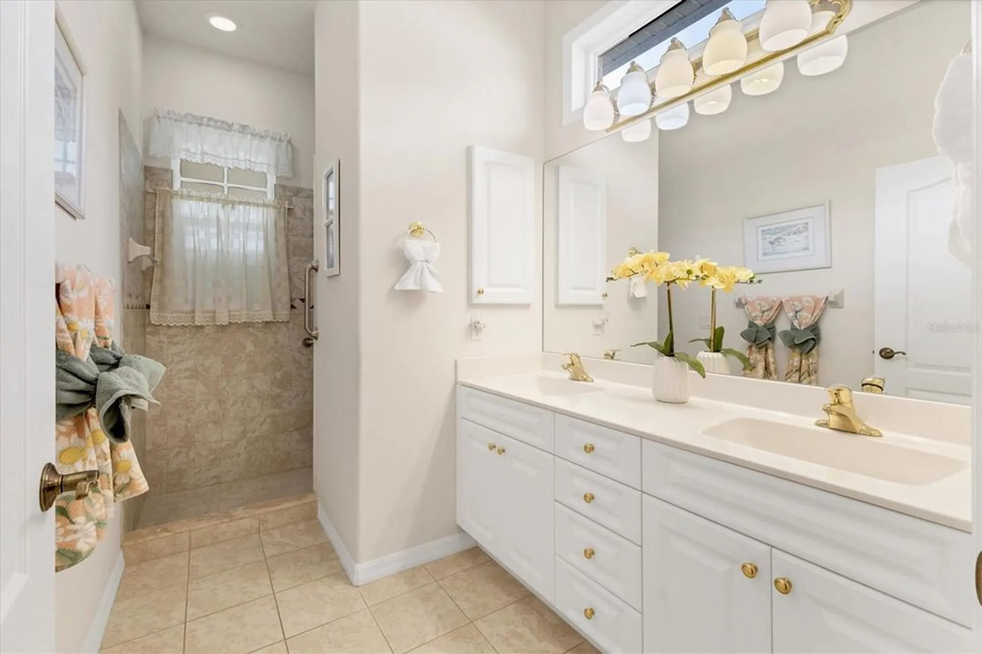 Property Slideshow image 21 of 53 | 1570 monarch dr, Venice, FL, 34293