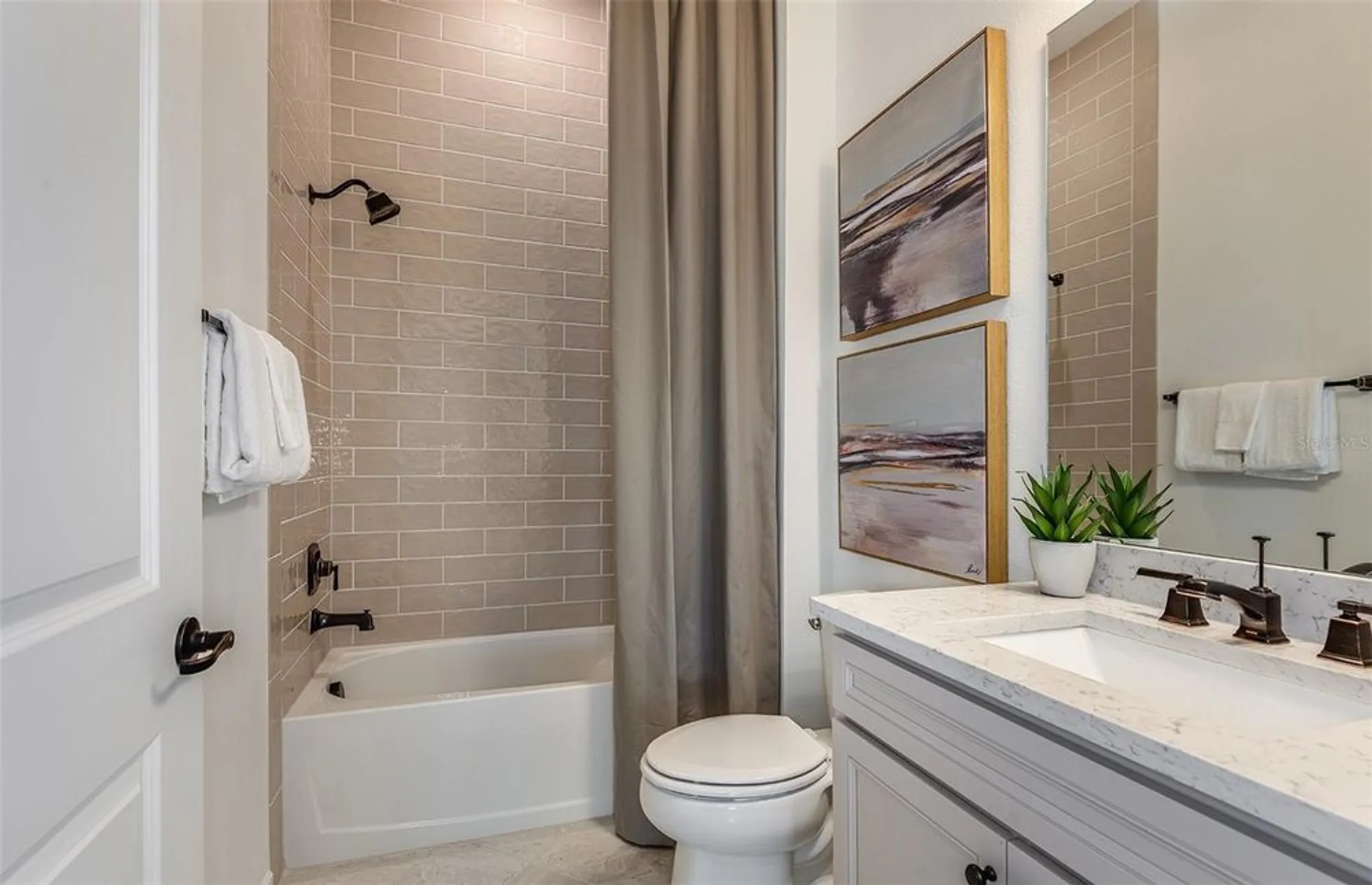 Property Slideshow image 14 of 28 | 13644 canyon ridge rd, Spring Hill, FL, 34610