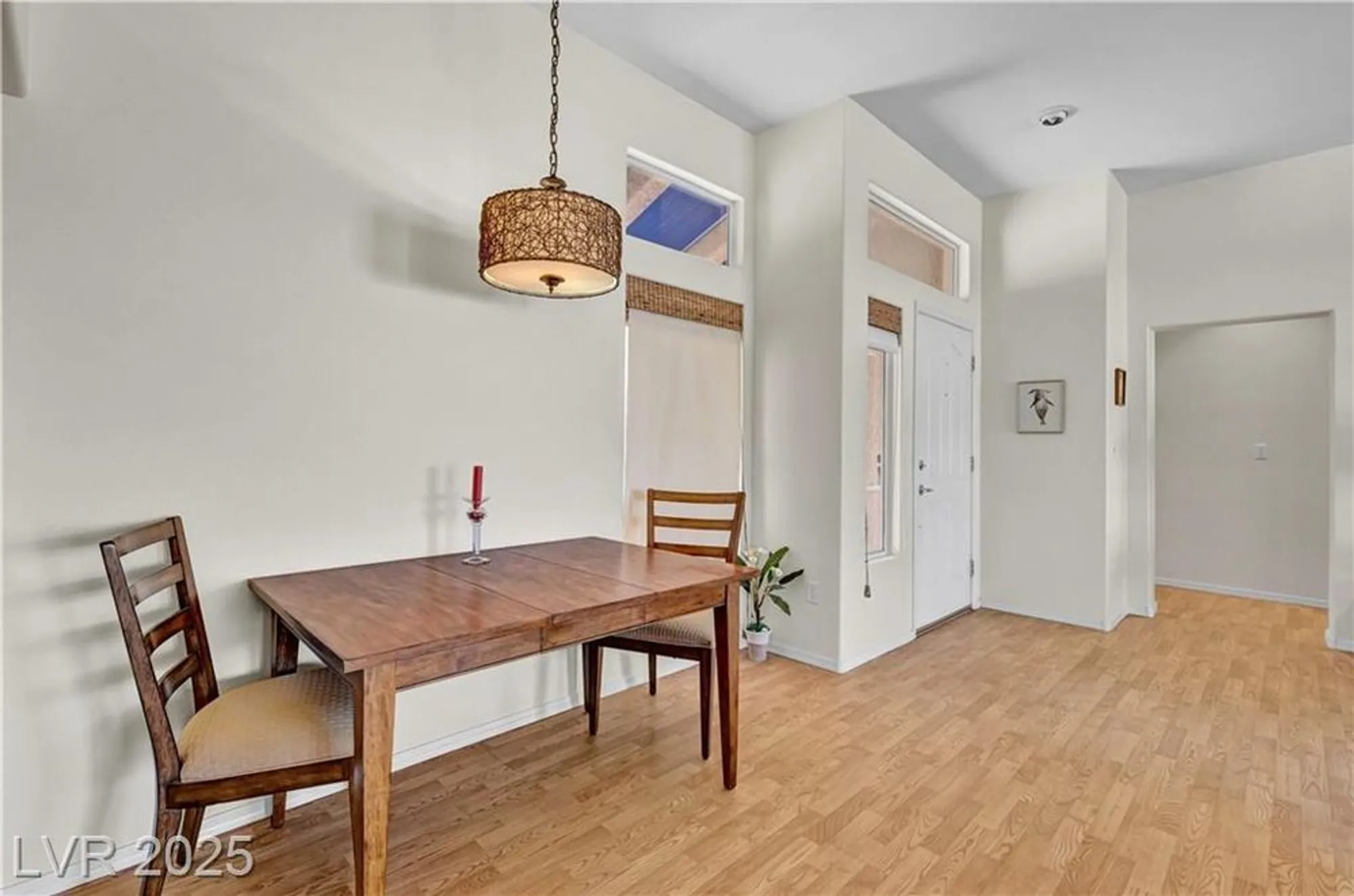 Property Slideshow image 14 of 78 | 10020 villa ridge dr, Las Vegas, NV, 89134