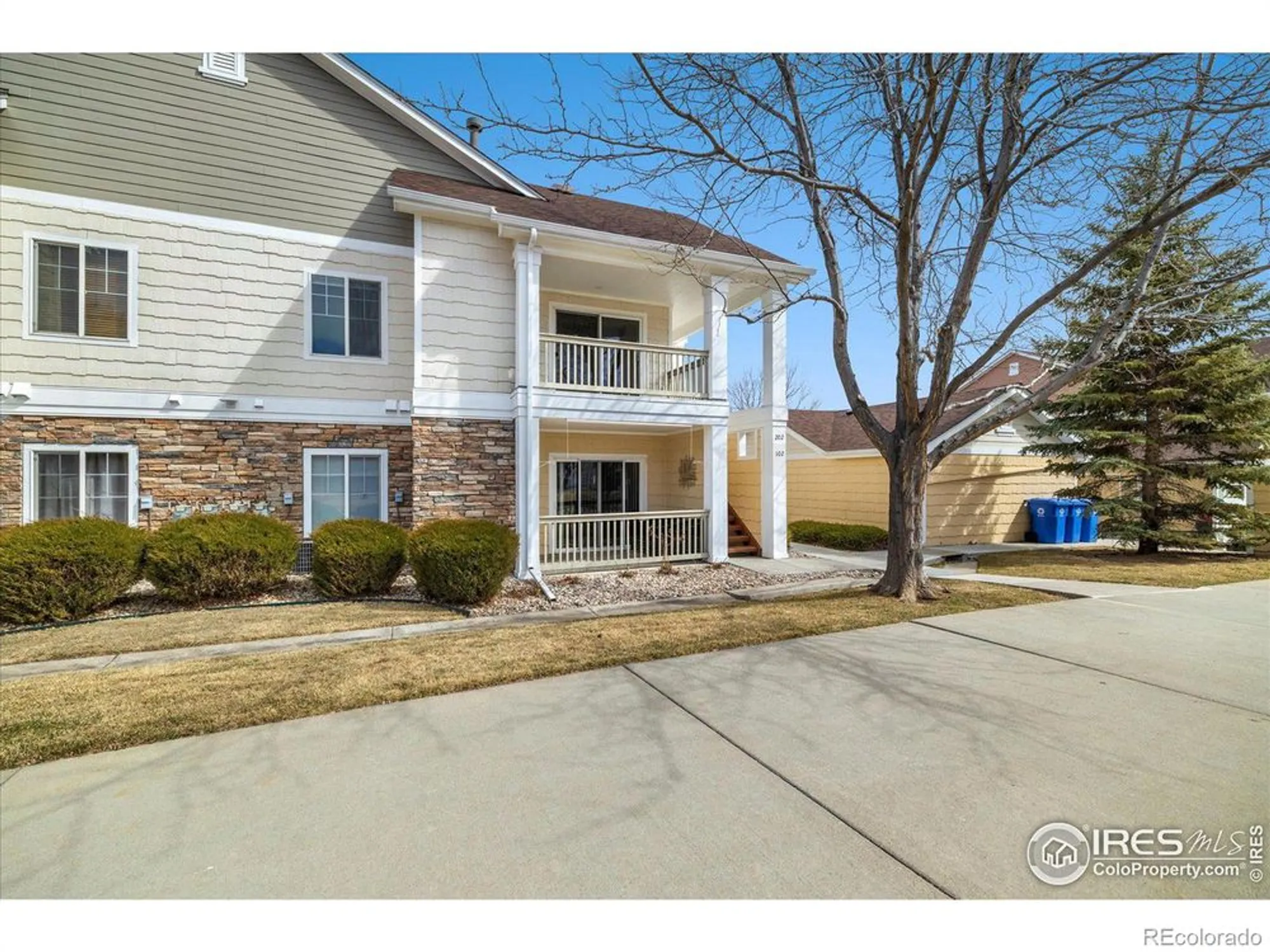 Property Slideshow image 2 of 33 | 4615 hahns peak dr unit 202, Loveland, CO, 80538