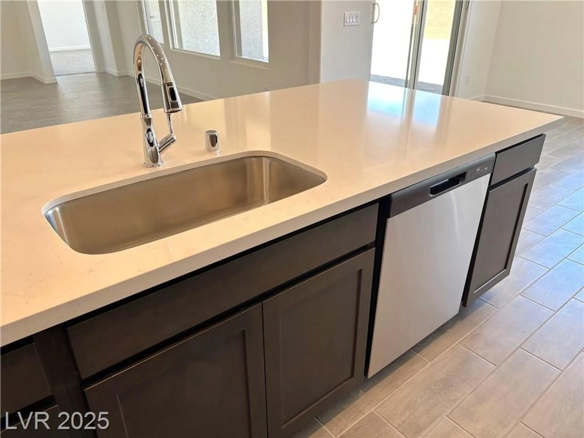 Property Slideshow image 15 of 27 | 5696 e badlands ln, Pahrump, NV, 89061