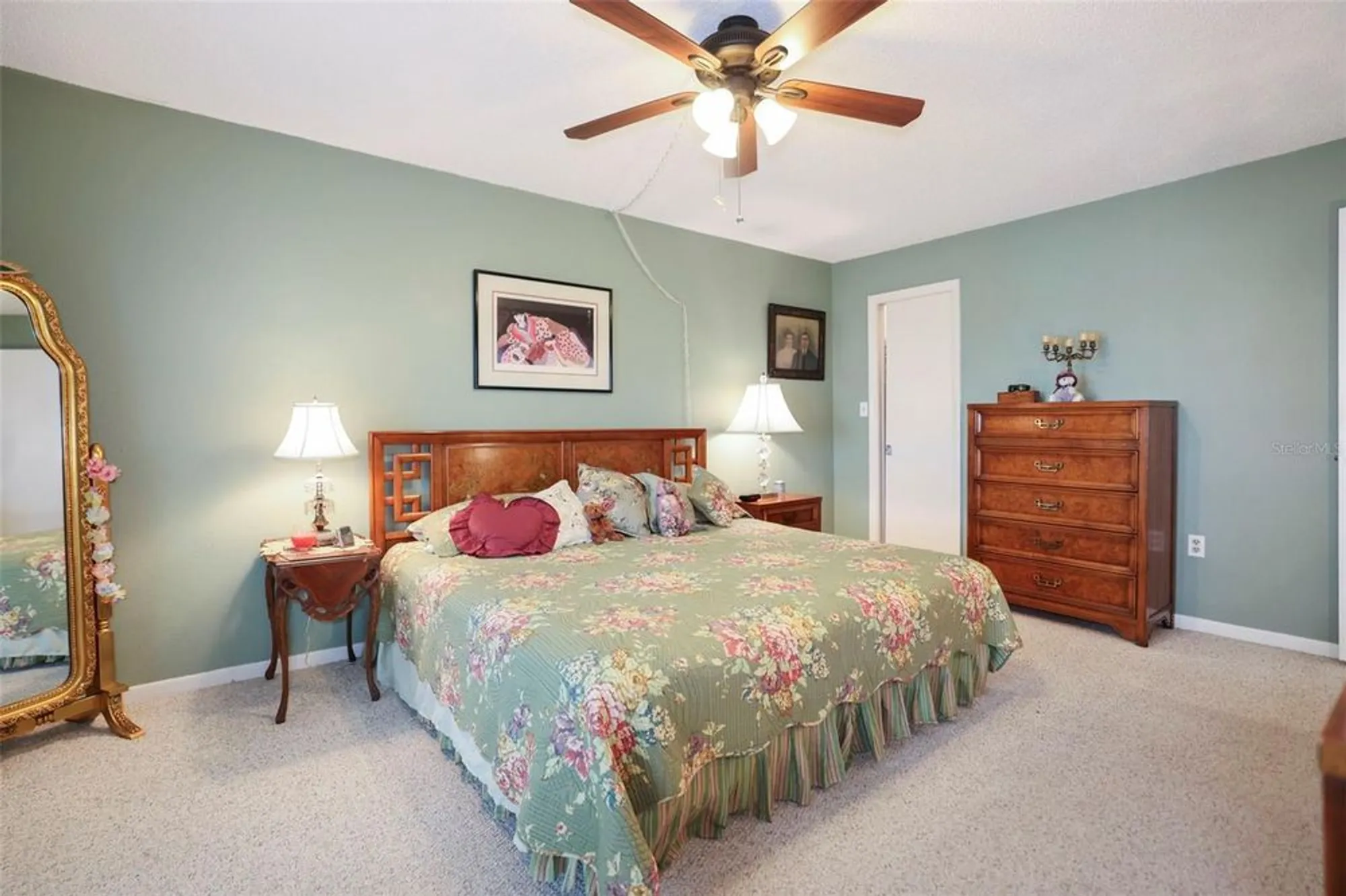 Property Slideshow image 11 of 33 | 4550 cove cir apt 1003, St Petersburg, FL, 33708
