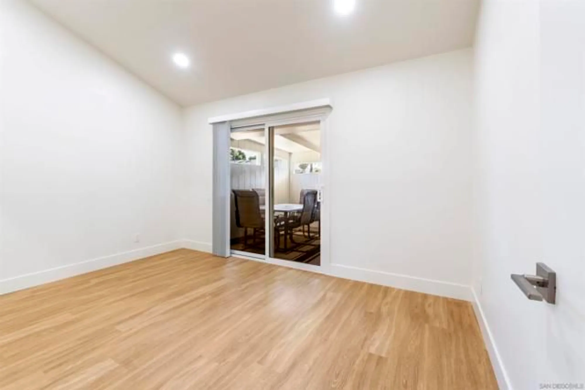 Property Slideshow image 16 of 19 | 3660 vista campana 23, Oceanside, CA, 92057