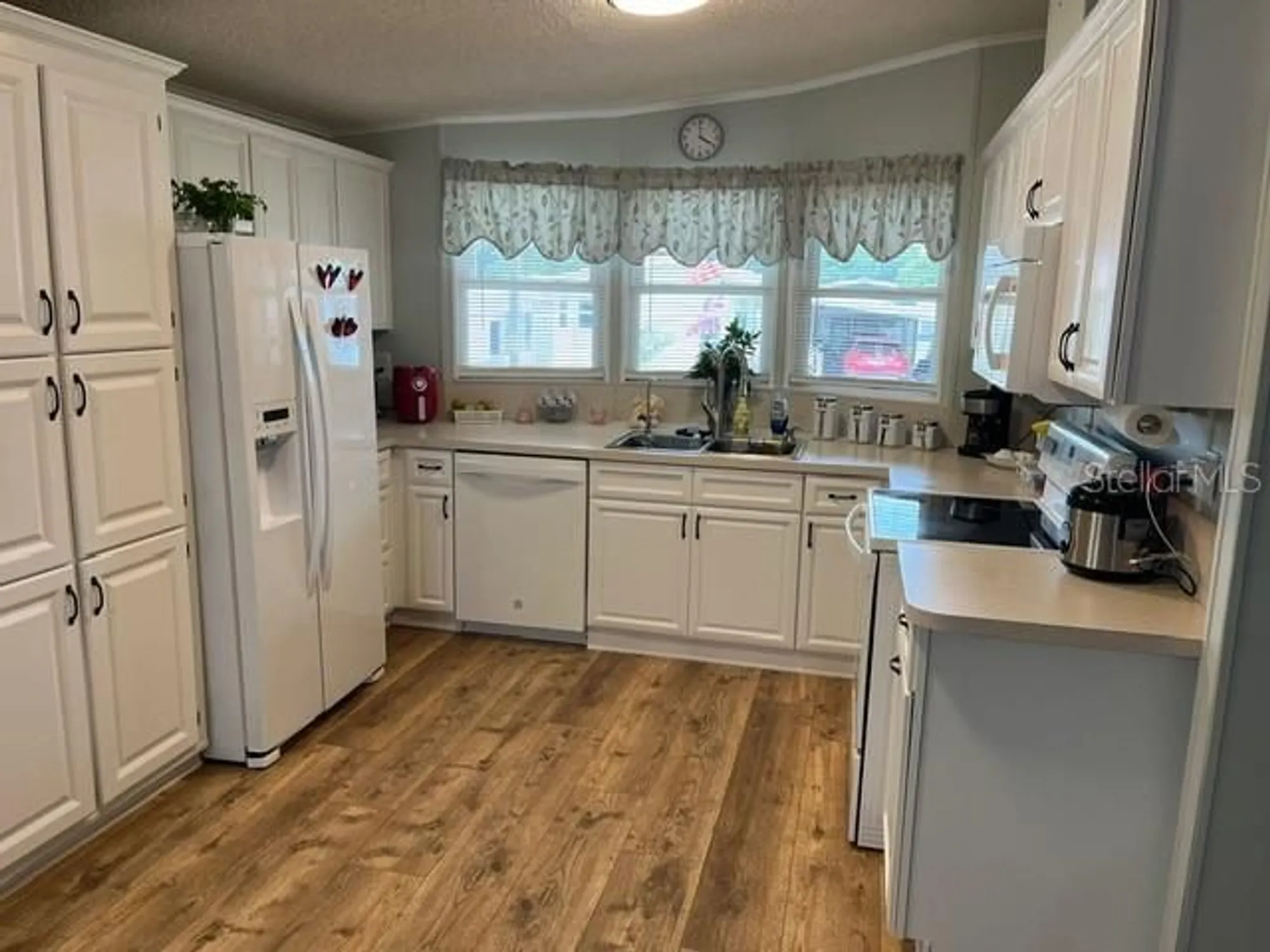 Property Slideshow image 9 of 31 | 1785 quail hill dr, Lakeland, FL, 33810