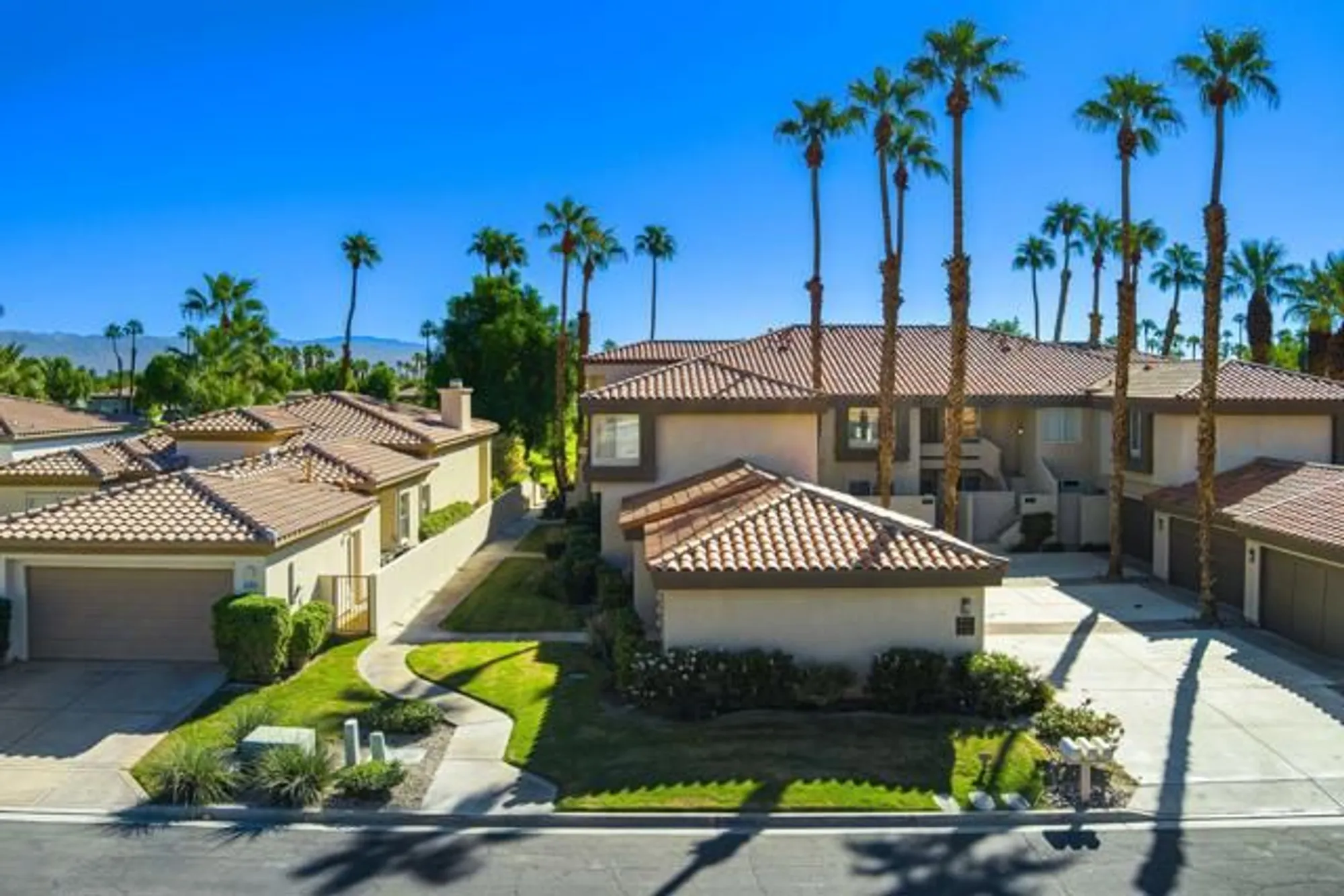 Property Slideshow image 39 of 53 | 55296 laurel vly, La Quinta, CA, 92253