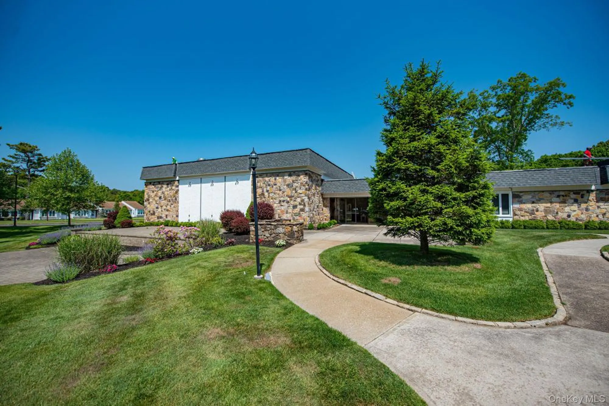 Property Slideshow image 15 of 15 | 215 woodbridge dr a, Ridge, NY, 11961