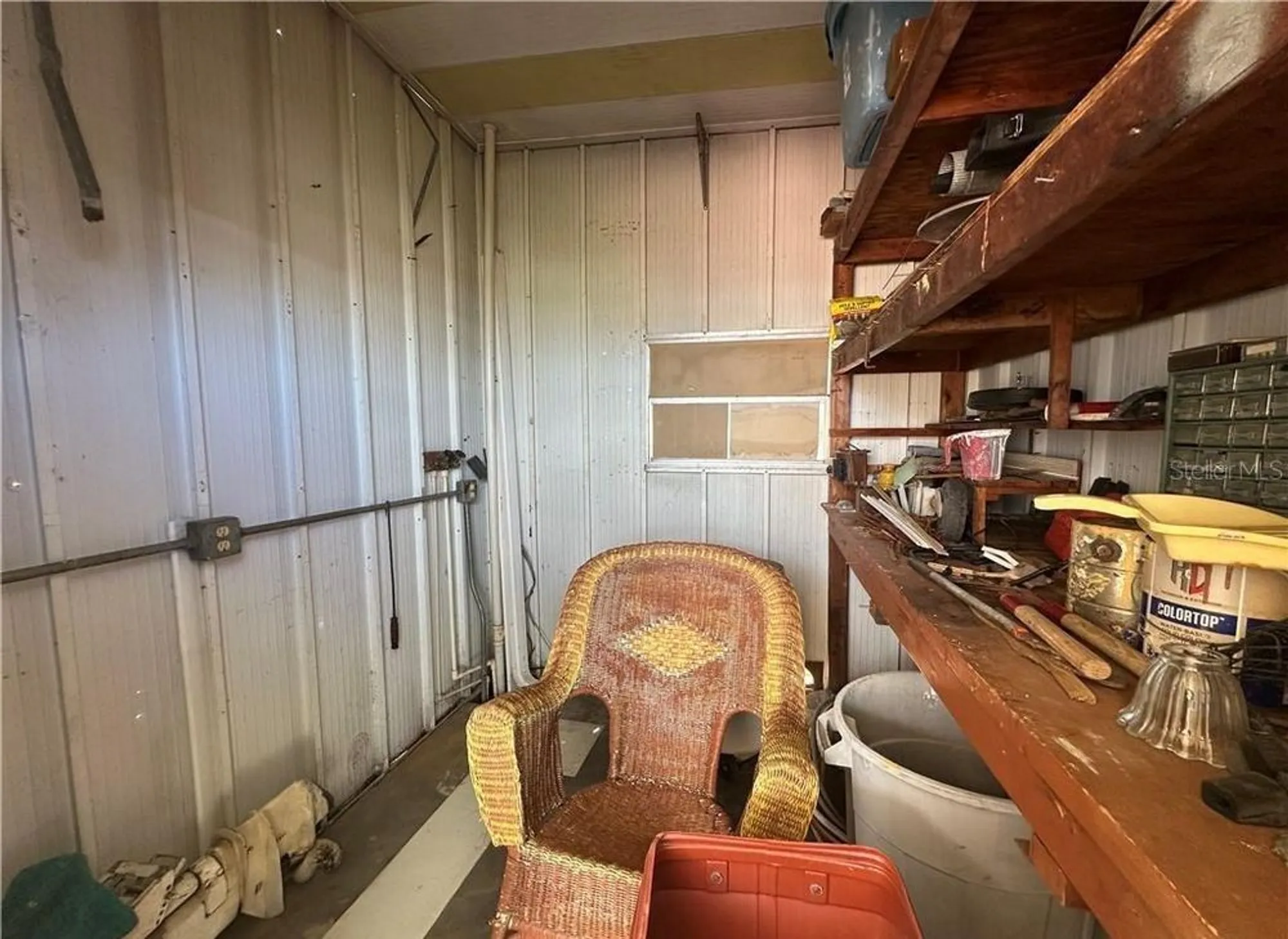 Property Slideshow image 31 of 39 | 14700 patrick henry rd, North Fort Myers, FL, 33917