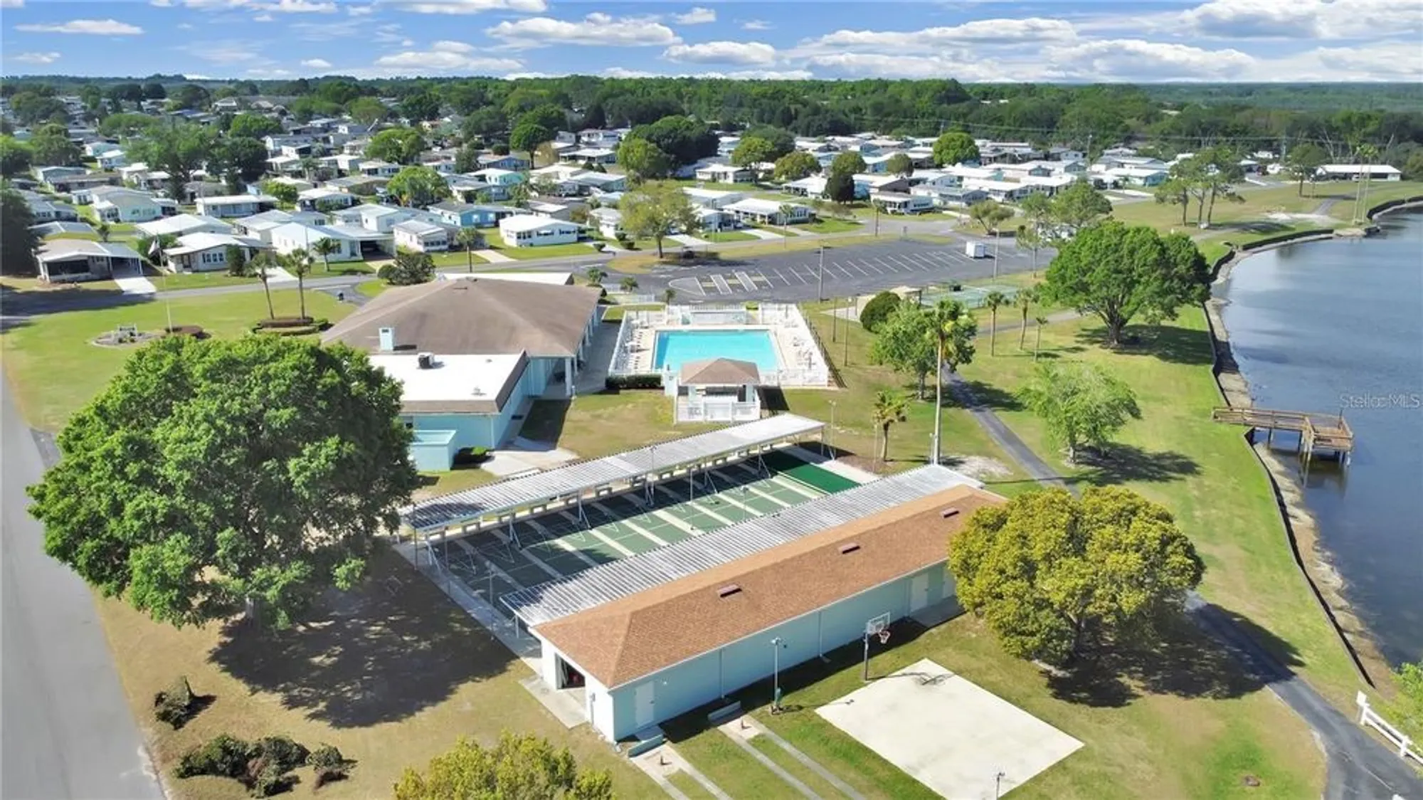 Property Slideshow image 43 of 48 | 1750 fox hill dr, Lakeland, FL, 33810