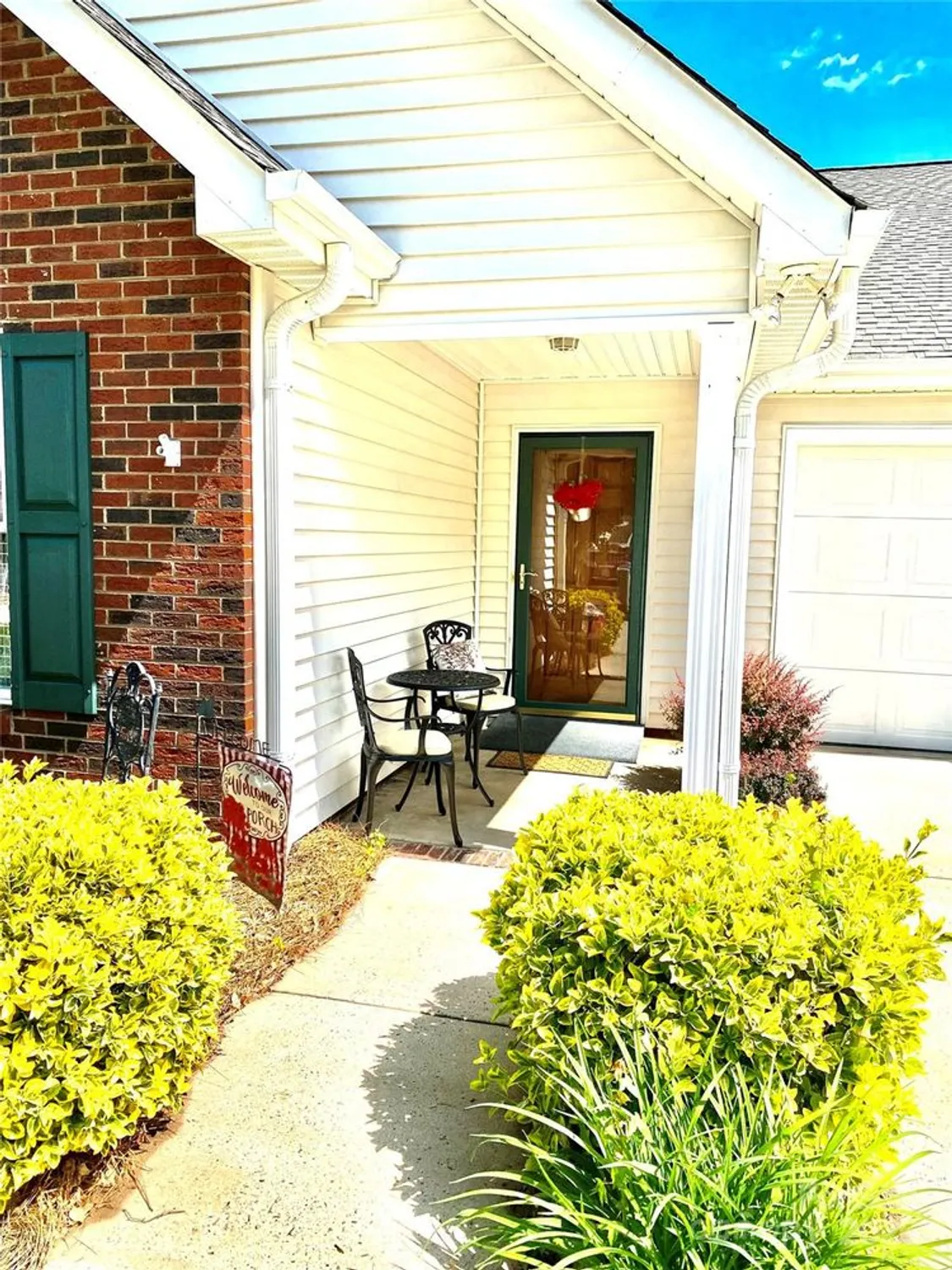 Property Slideshow image 4 of 43 | 101 keswick ln, Mooresville, NC, 28117