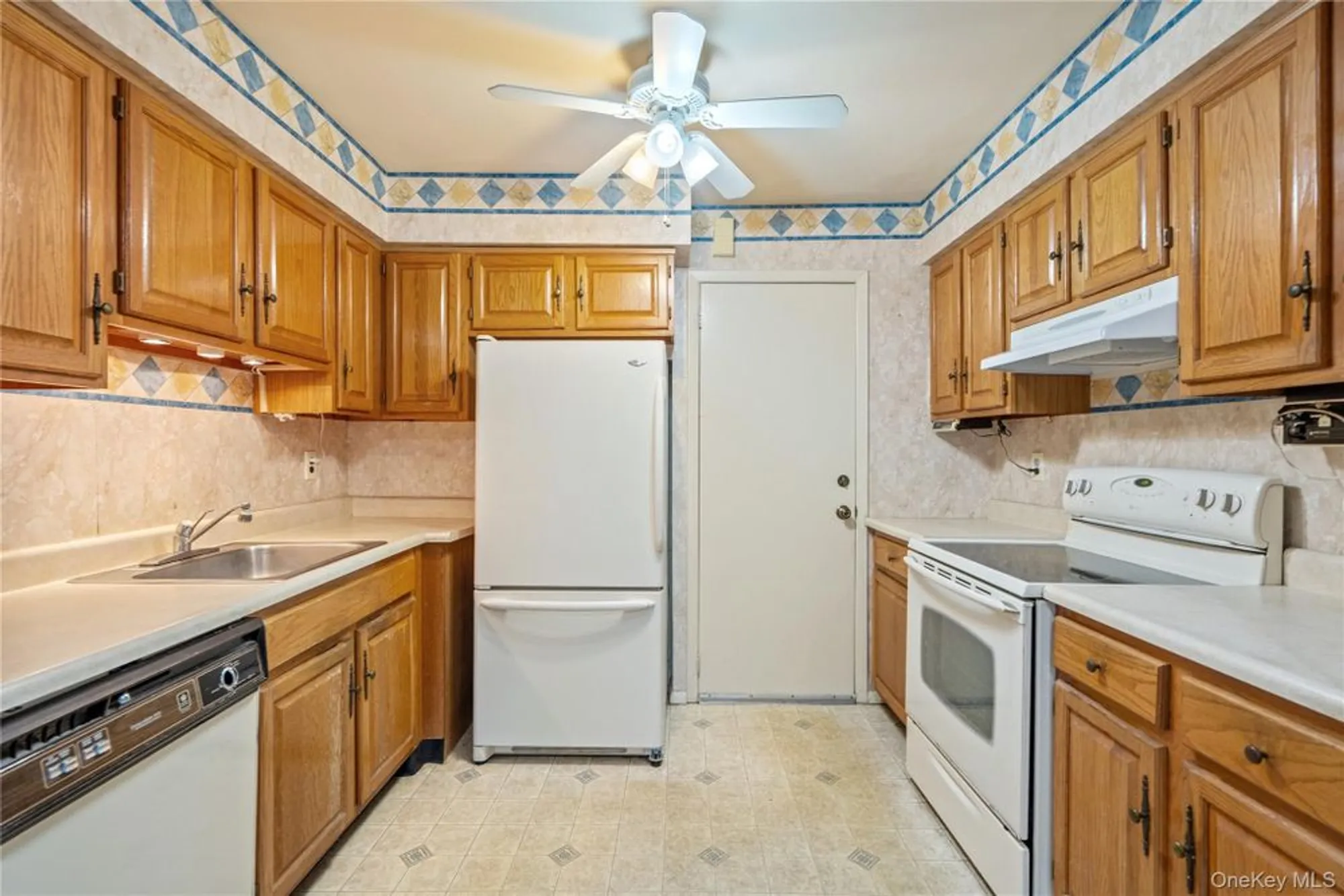 Property Slideshow image 6 of 36 | 77 revere dr, Sayville, NY, 11782