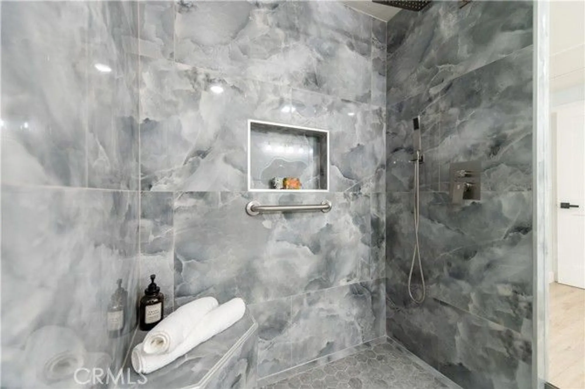 Property Slideshow image 23 of 26 | 2112 via puerta n, Laguna Woods, CA, 92637