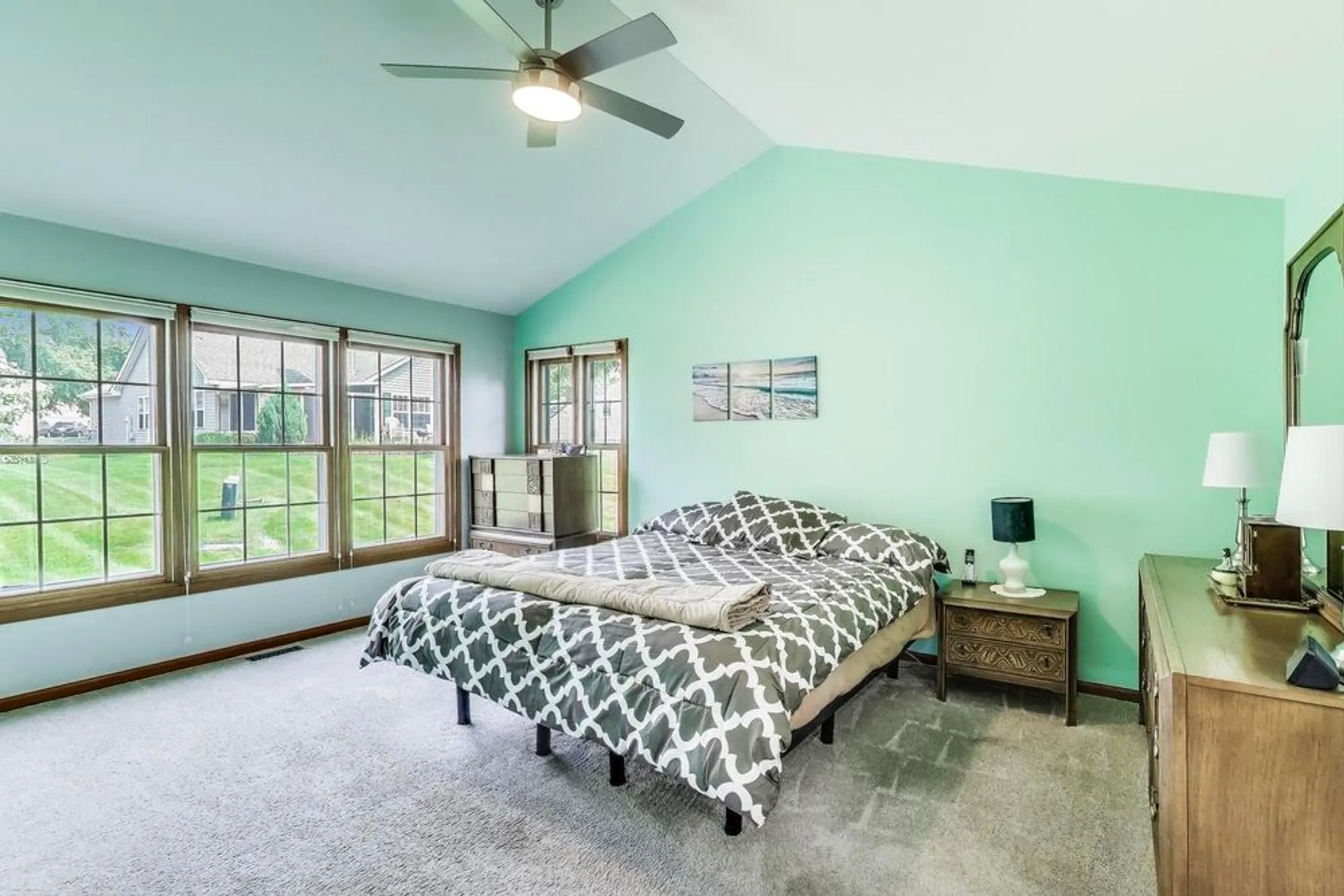 Property Slideshow image 15 of 44 | 13453 tall pines ln, Plainfield, IL, 60544