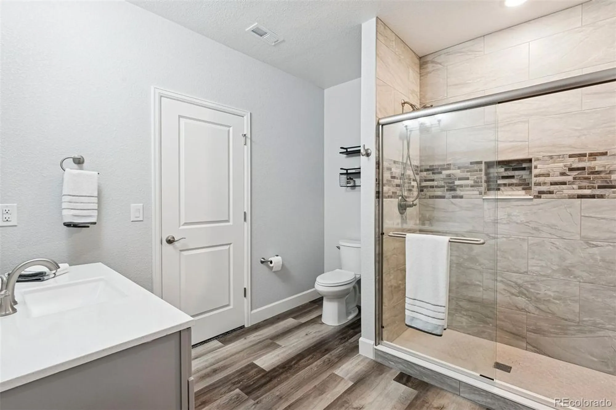 Property Slideshow image 30 of 50 | 532 woodroot cir, Castle Rock, CO, 80104