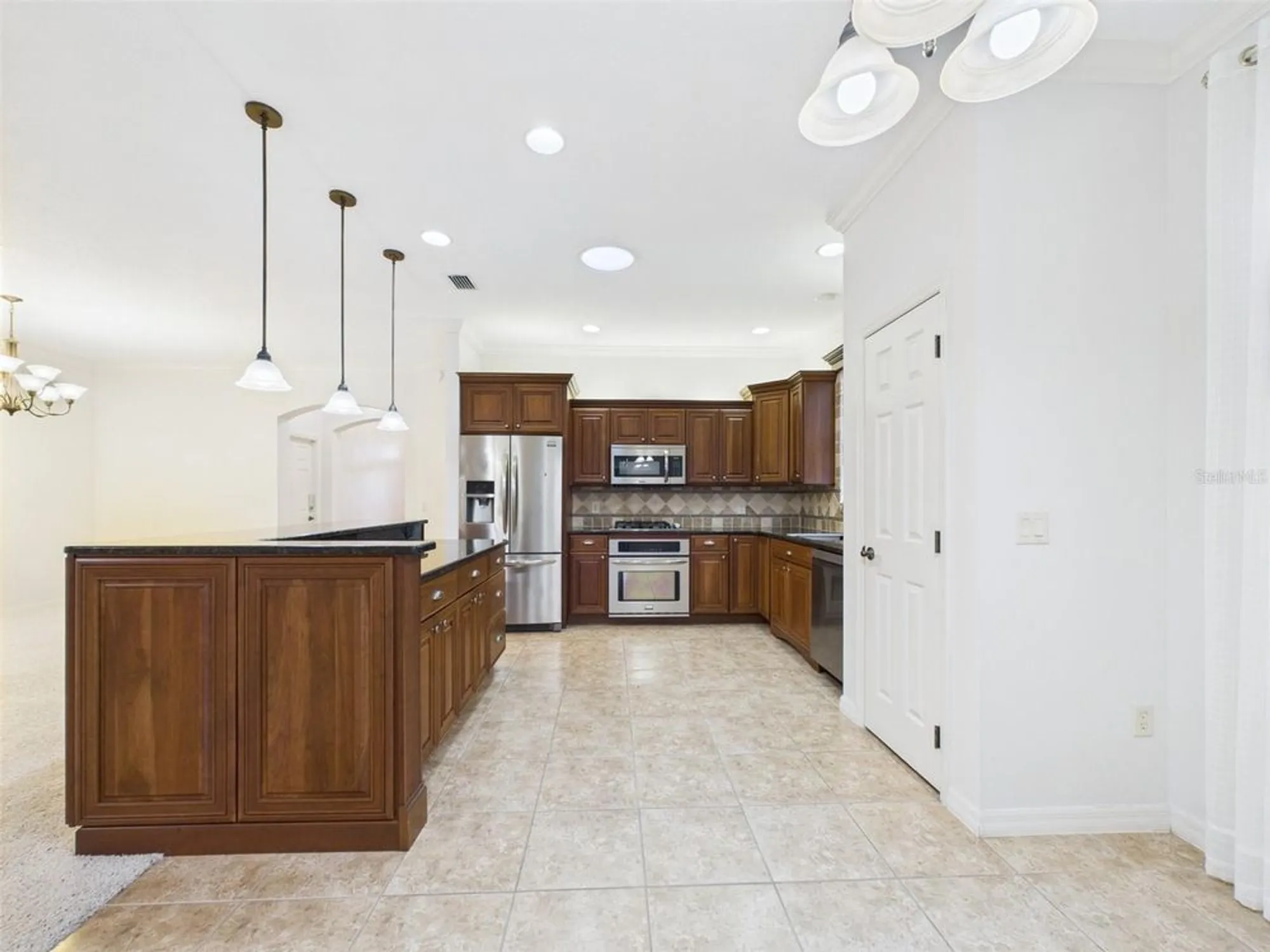 Property Slideshow image 36 of 95 | 375 simpson st, The Villages, FL, 32162