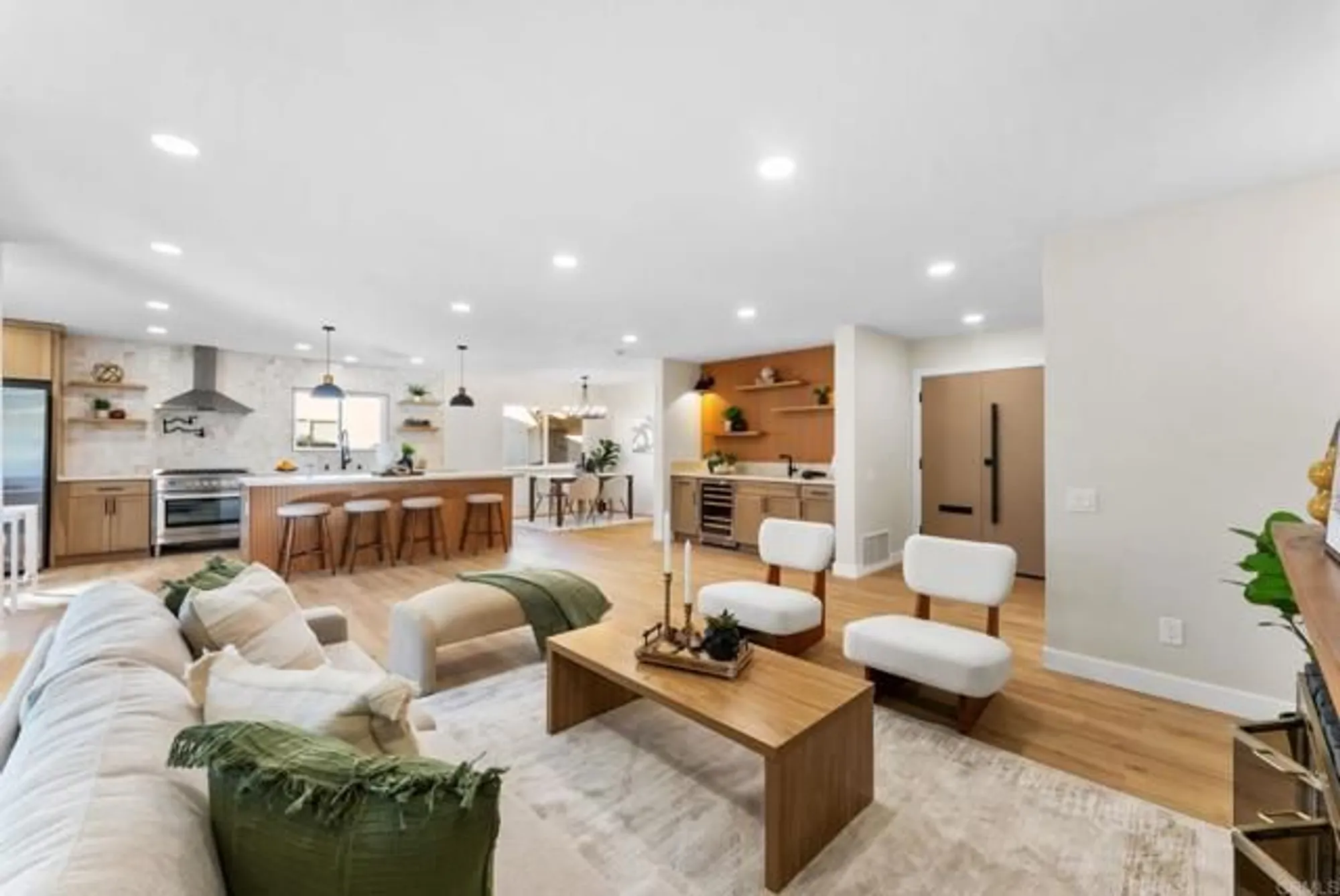 Property Slideshow image 14 of 65 | 16602 san salvador ct, San Diego, CA, 92128