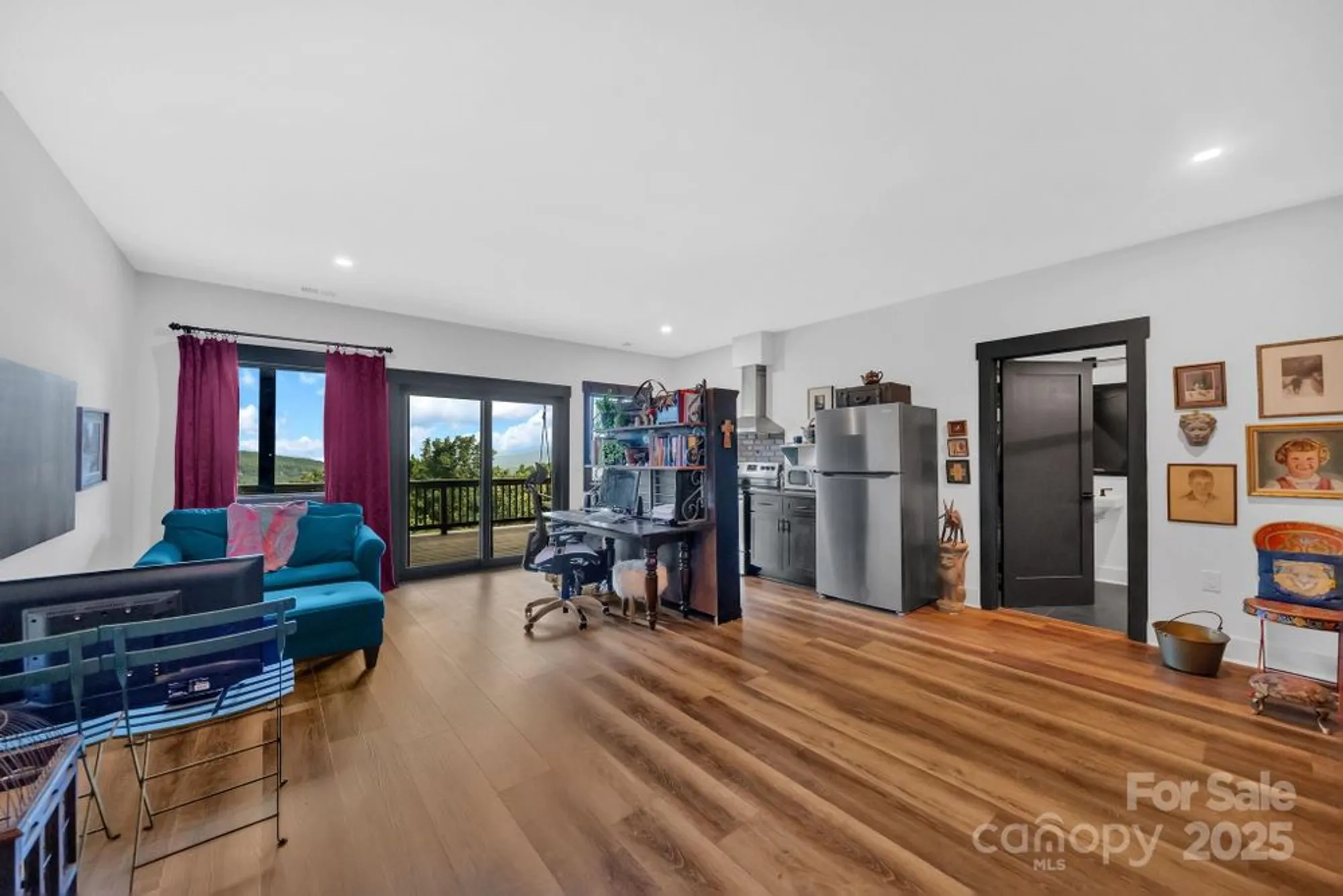 Property Slideshow image 34 of 48 | 36 northland ct, Flat Rock, NC, 28731