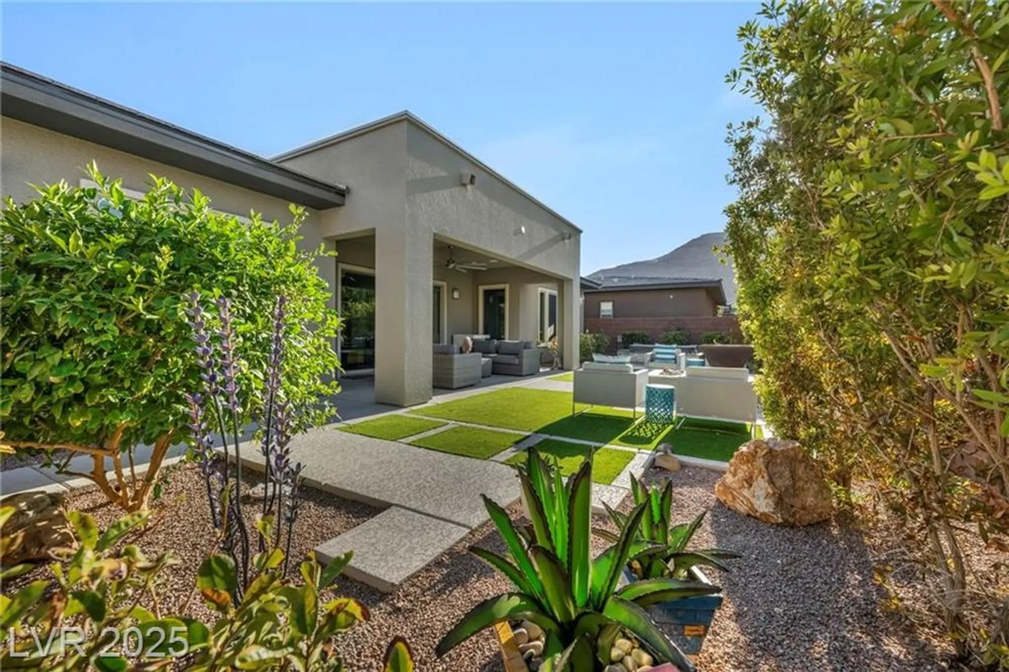 Property Slideshow image 47 of 87 | 9988 regency square ave, Las Vegas, NV, 89148