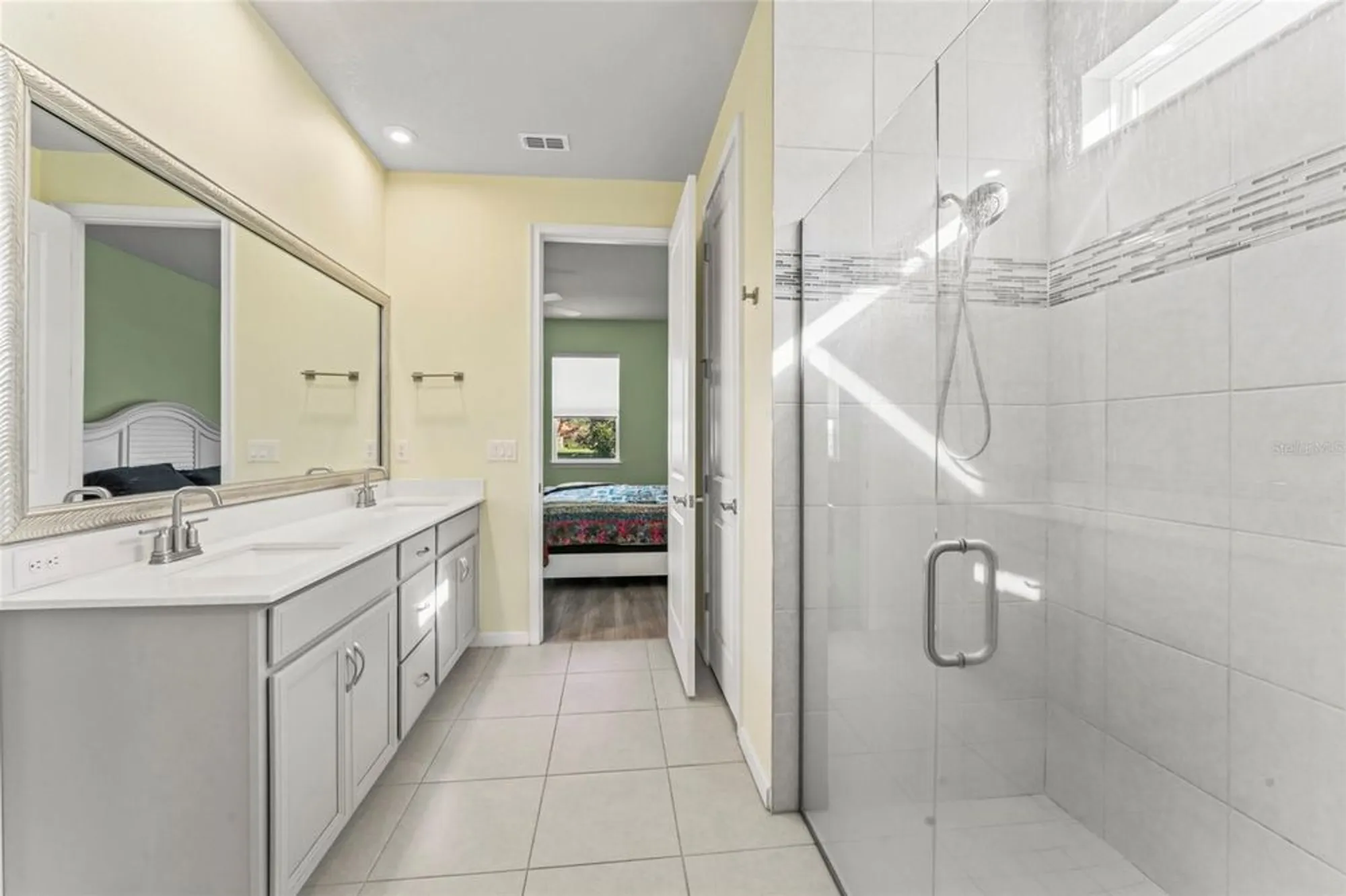 Property Slideshow image 26 of 47 | 3764 maxwell park dr, Sun City Center, FL, 33573