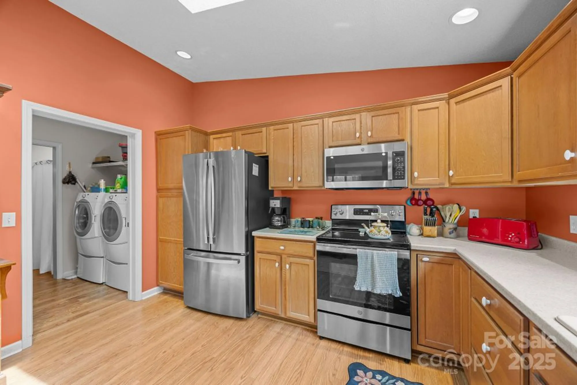 Property Slideshow image 13 of 30 | 8 beekeeper trl, Swannanoa, NC, 28778