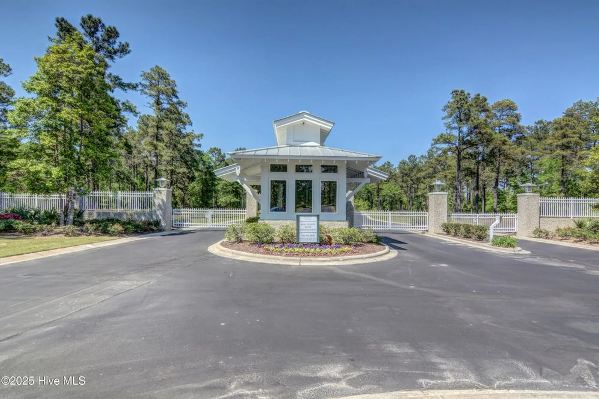 Property Slideshow image 63 of 77 | 9362 fallen pear ln, Leland, NC, 28451