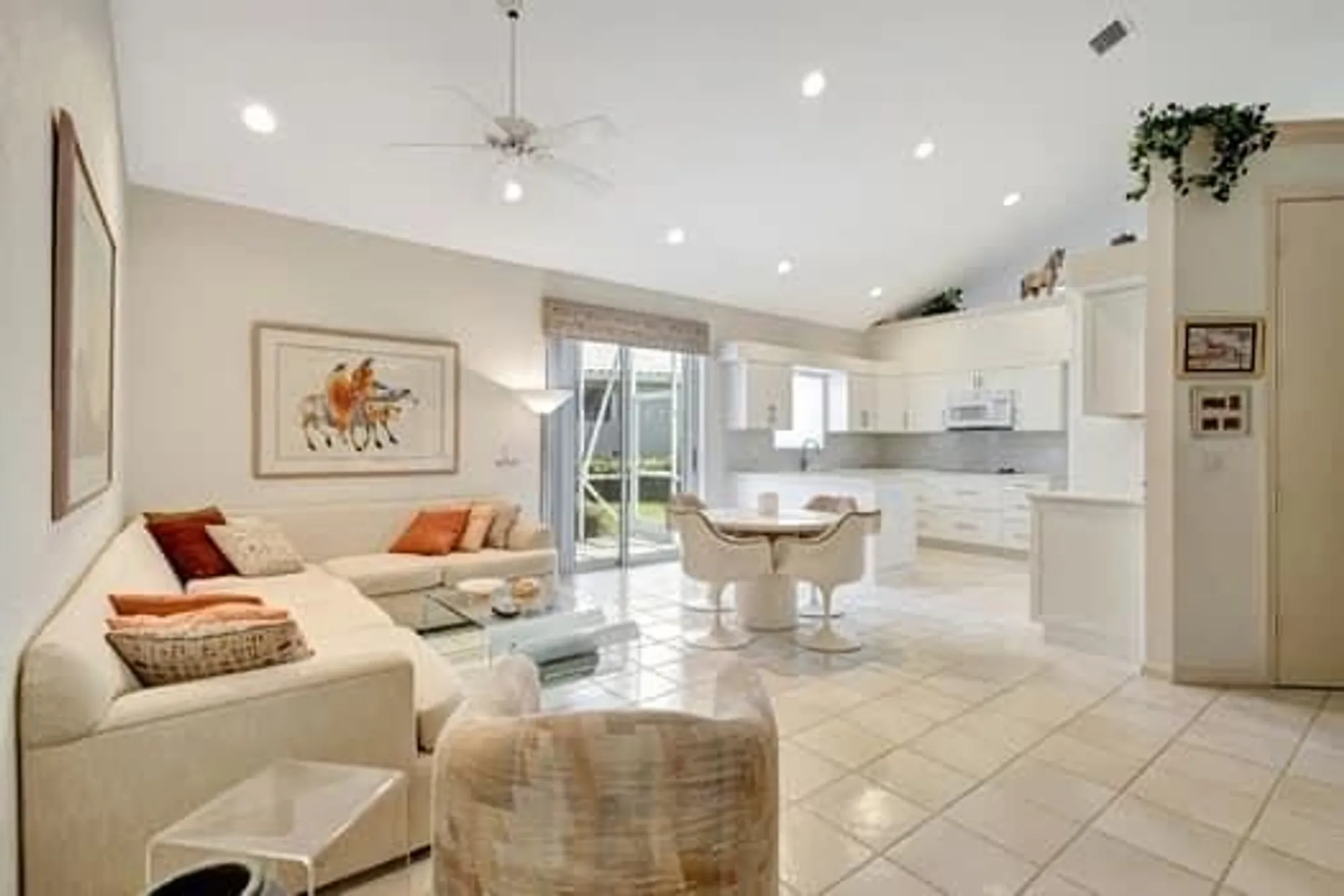 Property Slideshow image 20 of 55 | 11917 fountainside cir, Boynton Beach, FL, 33437