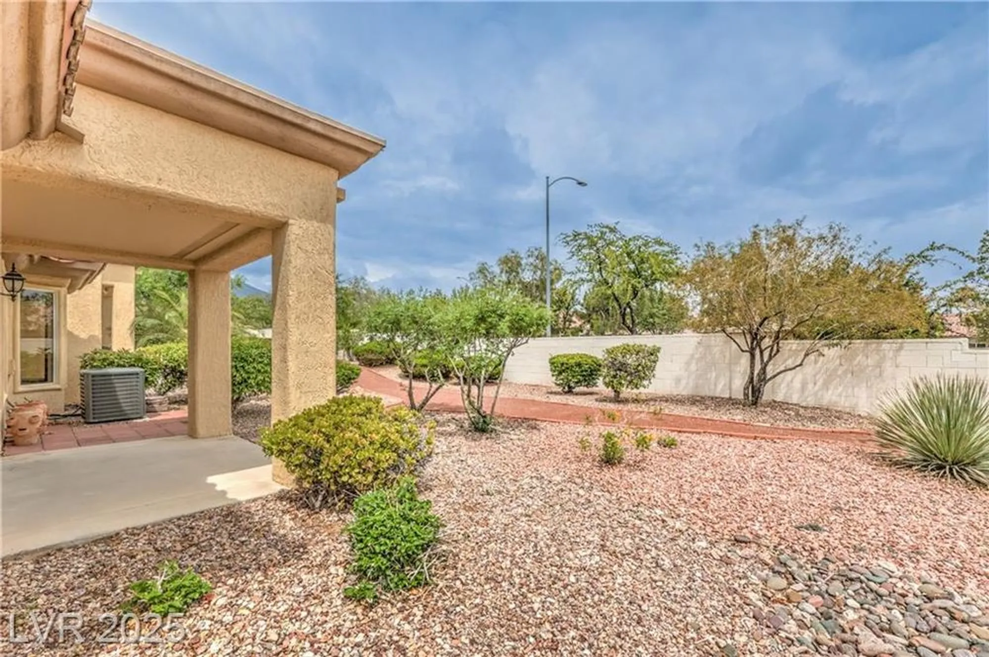 Property Slideshow image 24 of 39 | 9948 bundella dr, Las Vegas, NV, 89134