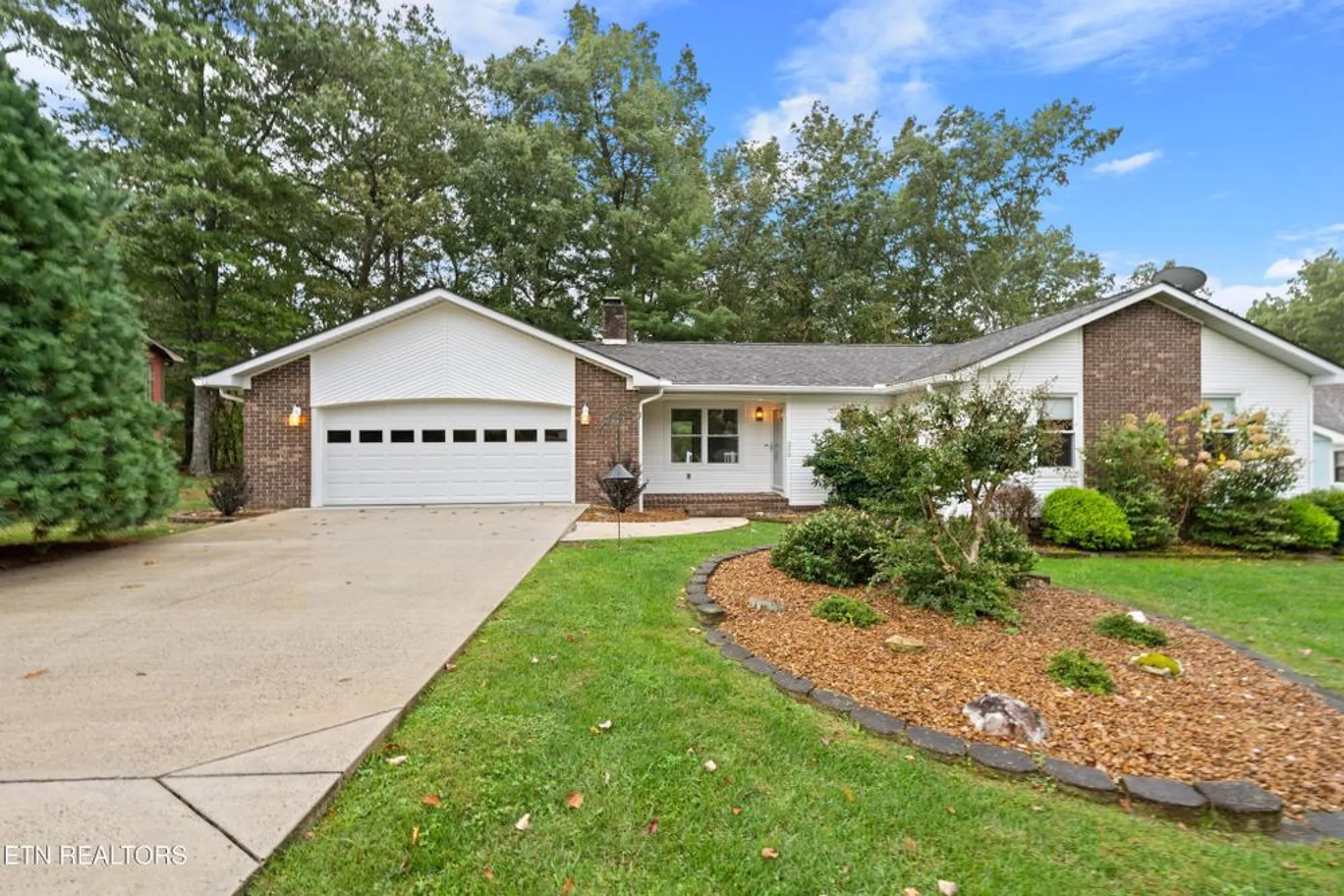 Property Slideshow image 21 of 29 | 238 lakeview dr, Crossville, TN, 38558