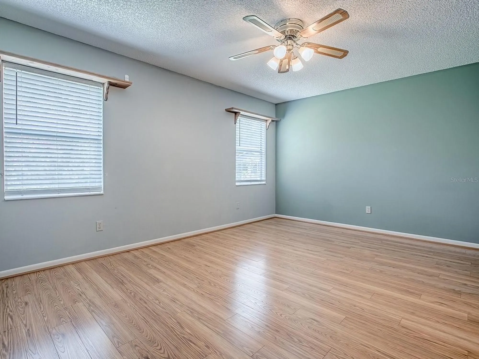 Property Slideshow image 28 of 43 | 642 glen oaks dr, Leesburg, FL, 34748