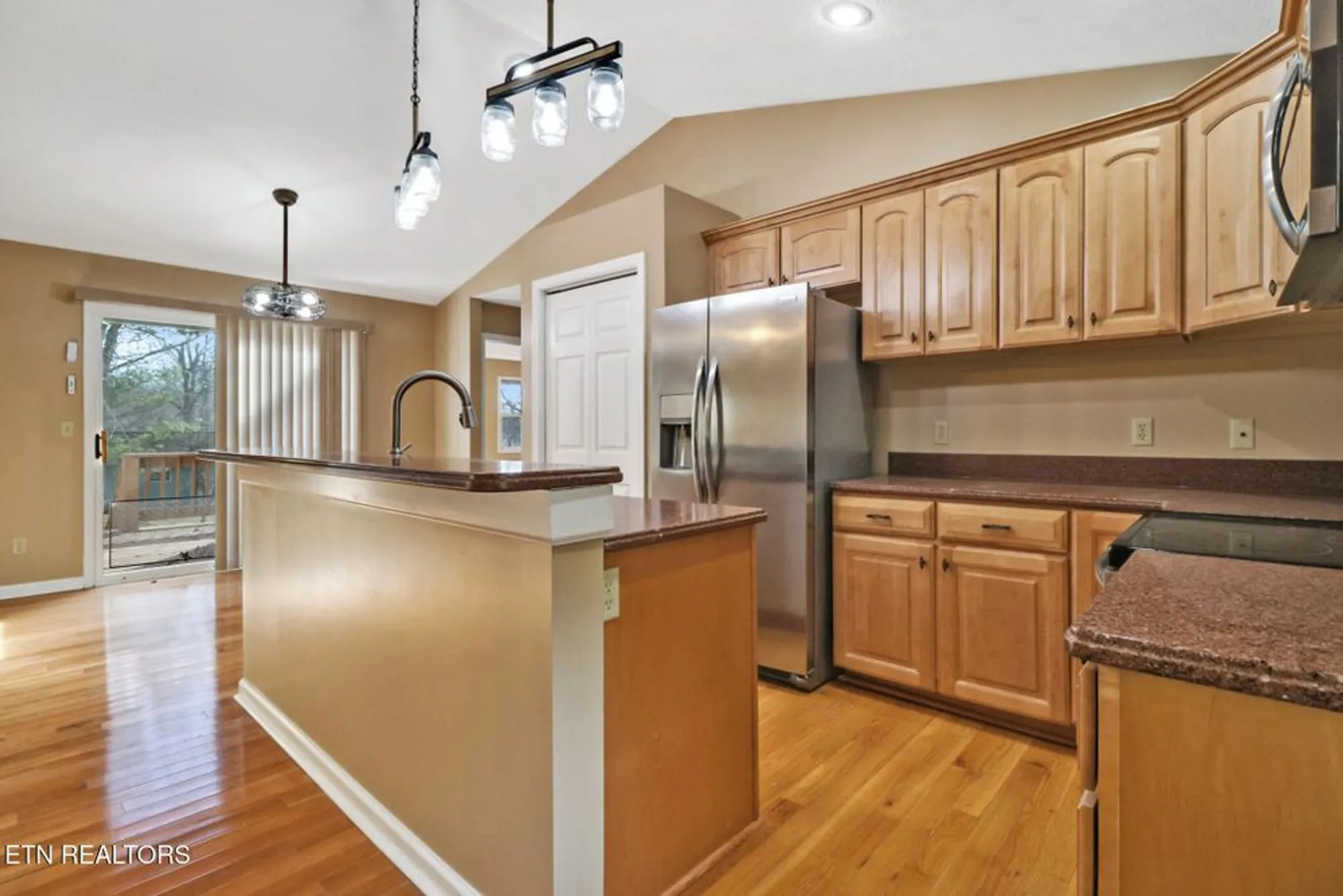 Property Slideshow image 23 of 41 | 125 fairhaven dr, Crossville, TN, 38558