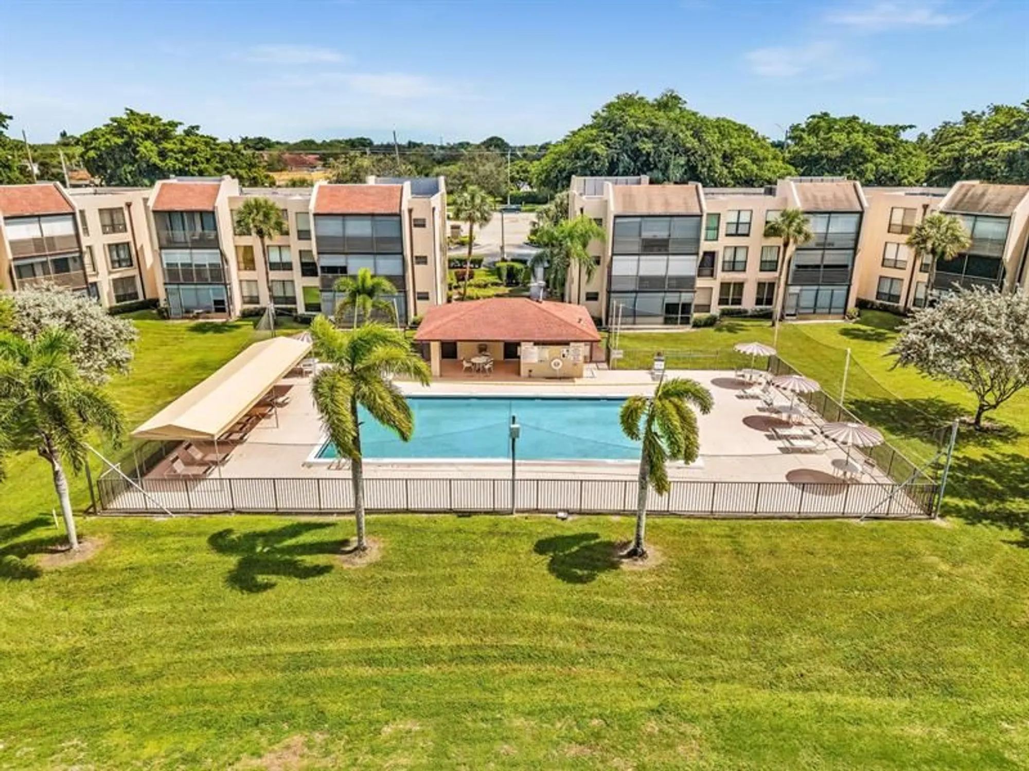 Property Slideshow image 44 of 48 | 6351 n university dr 324, Tamarac, FL, 33321