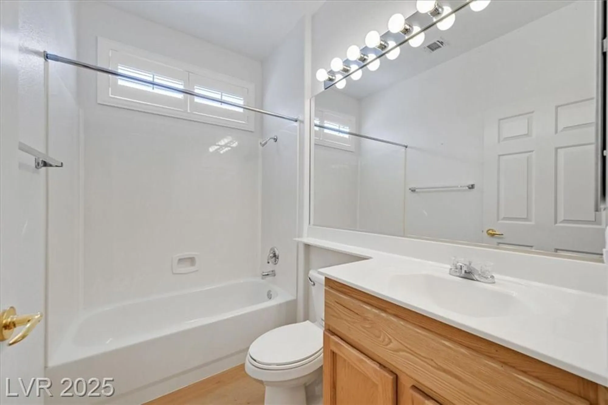 Property Slideshow image 21 of 34 | 2548 leighton ave, Henderson, NV, 89052